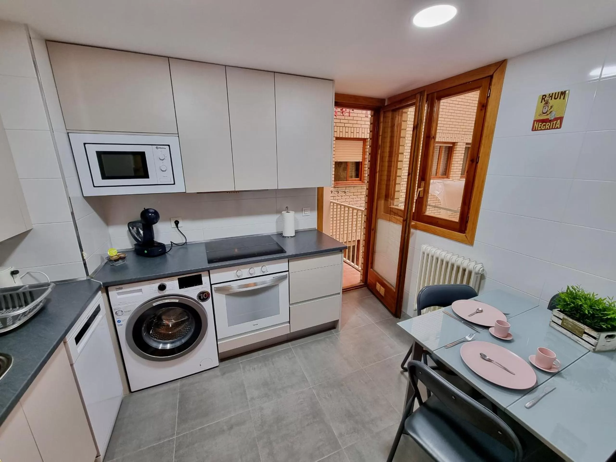 Kitchen or kitchenette, Kitchen/Kitchenette in Apartamento Montse Zaragoza
