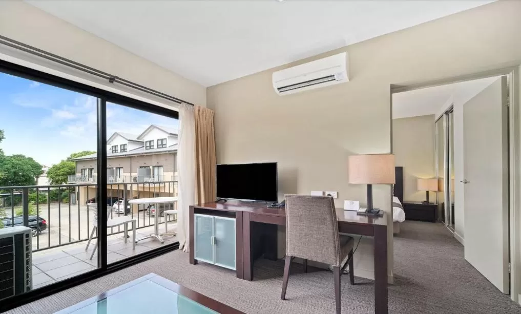 TV and multimedia in Quest Maitland