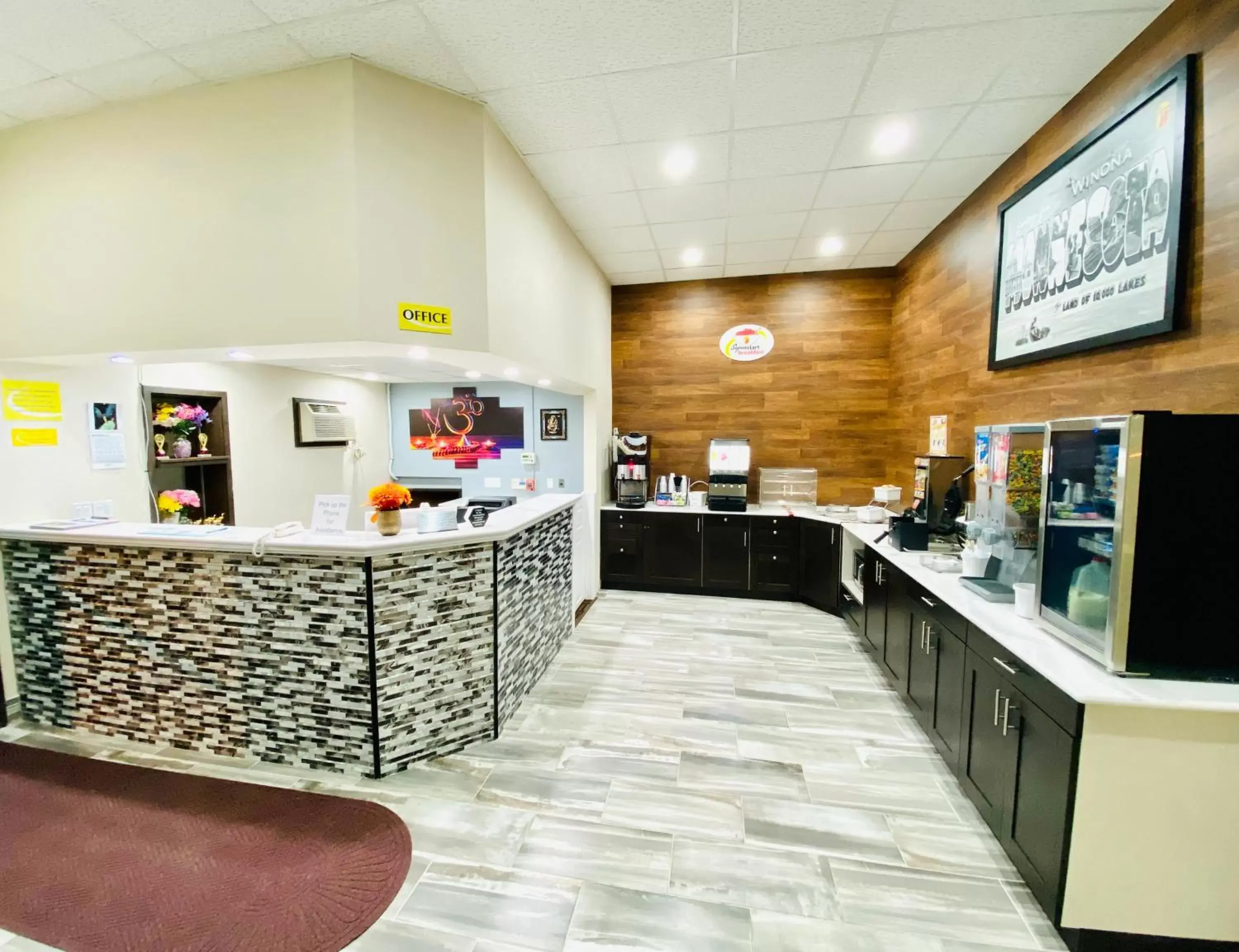 Coffee/tea facilities in Super 8 by Wyndham Winona MN