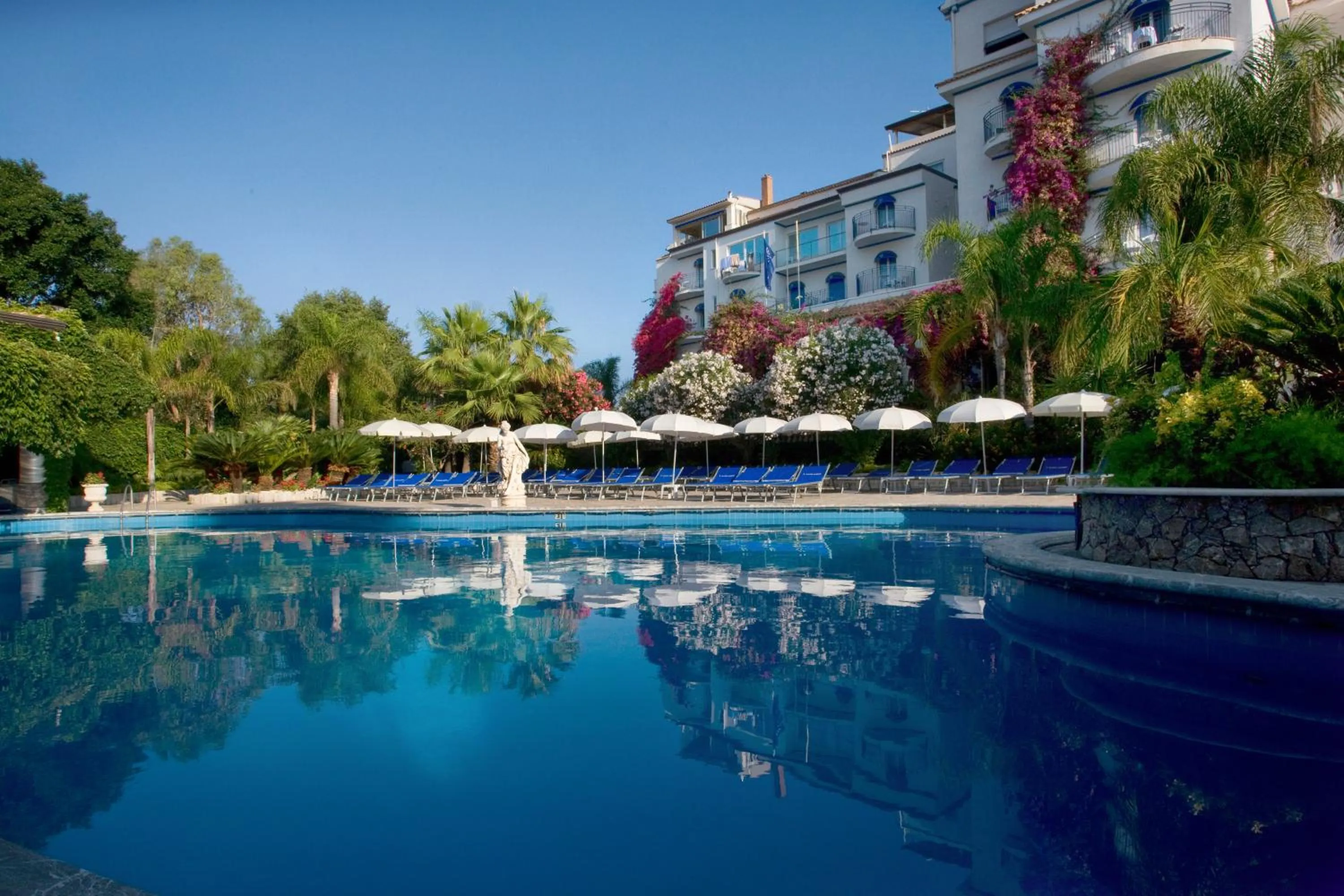 Swimming pool in Sant Alphio Garden Hotel & SPA