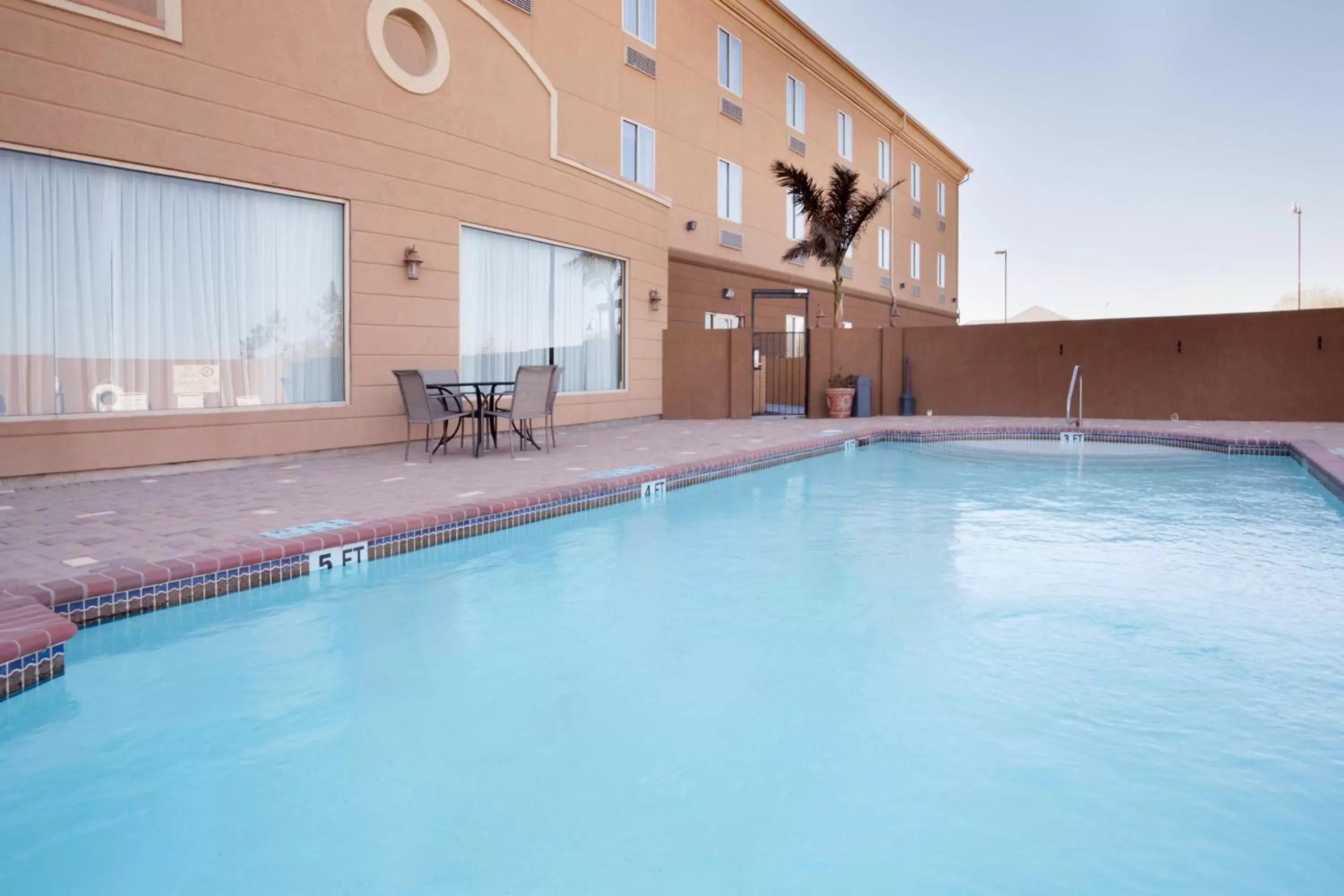 Swimming Pool in Holiday Inn Express Hotel & Suites Zapata, an IHG Hotel