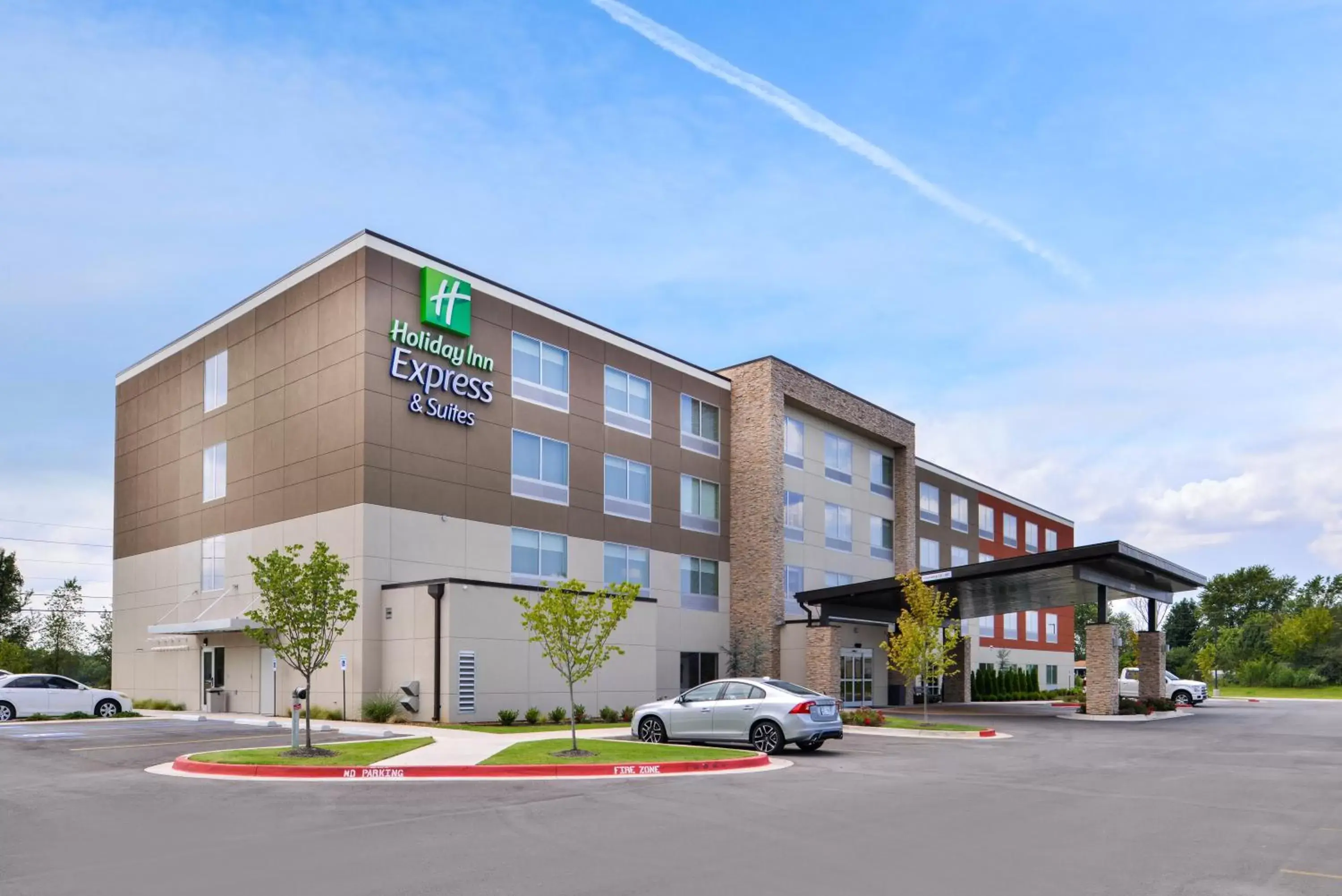 Property building in Holiday Inn Express & Suites - Siloam Springs, an IHG Hotel