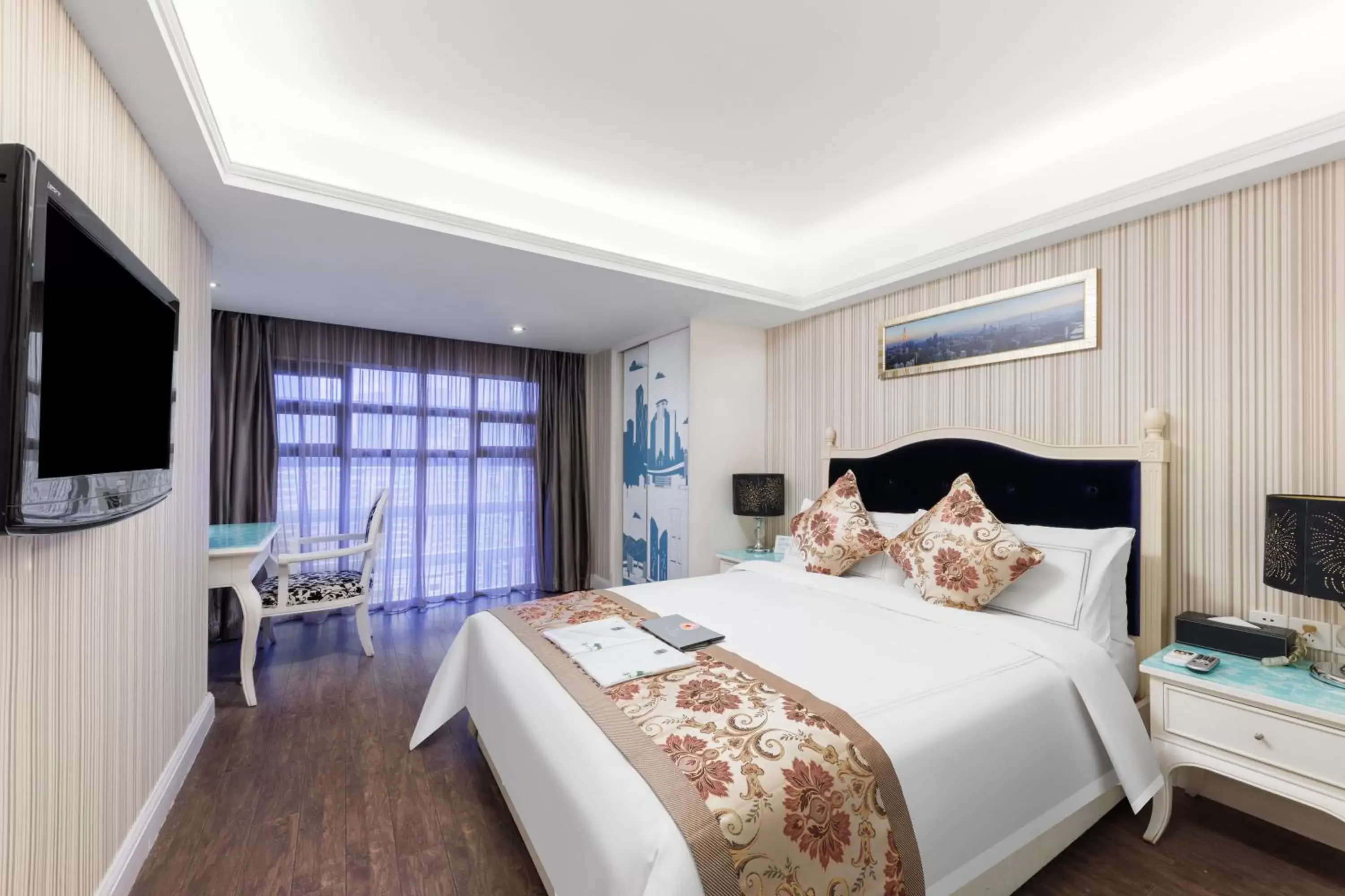Bedroom, Bed in Sunflower Hotel &Residence, Futian Port Branch Bedroom, Bed in Sunflower Hotel &Residence, Futian Port Branch