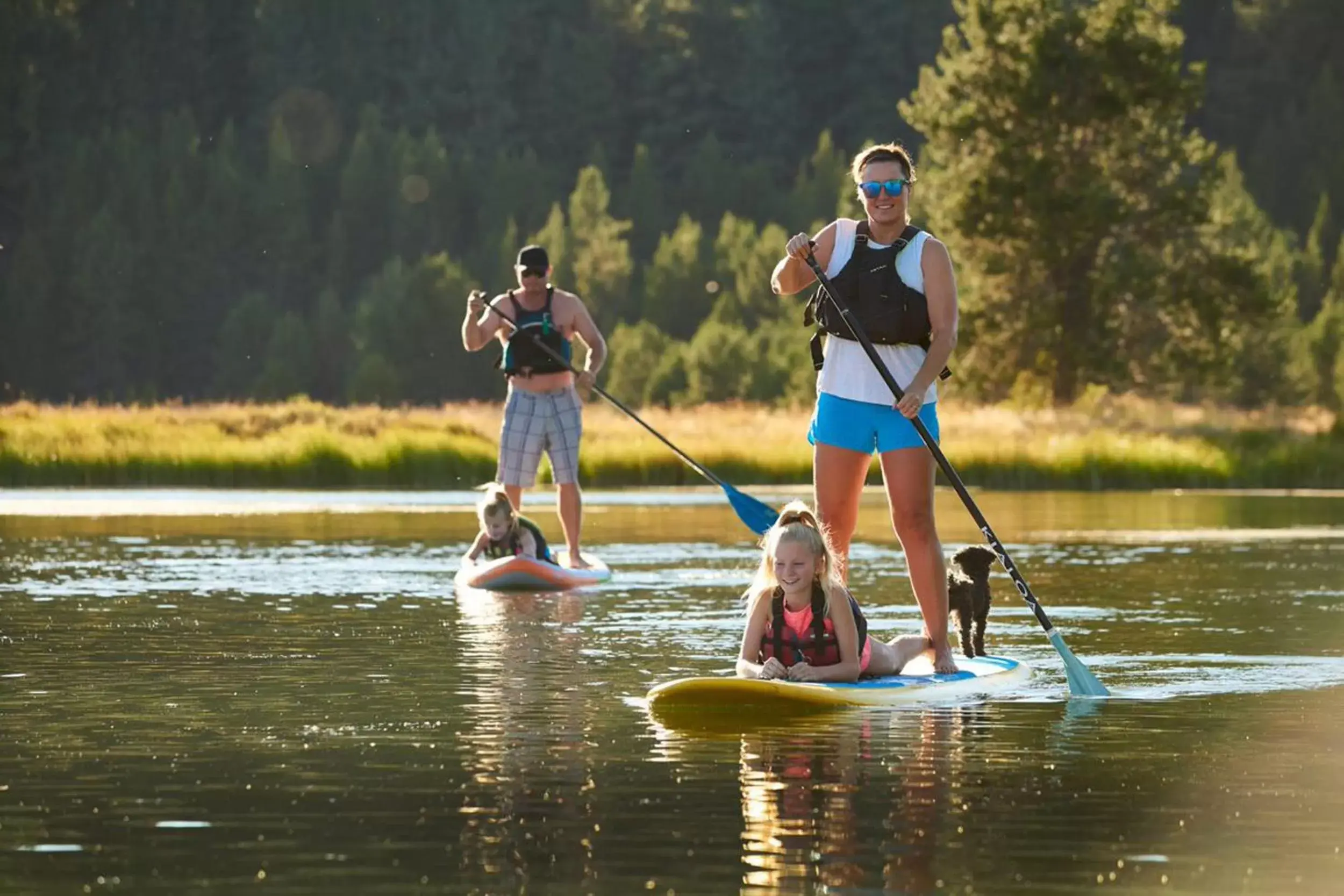 Natural landscape, Canoeing in Sunriver Resort