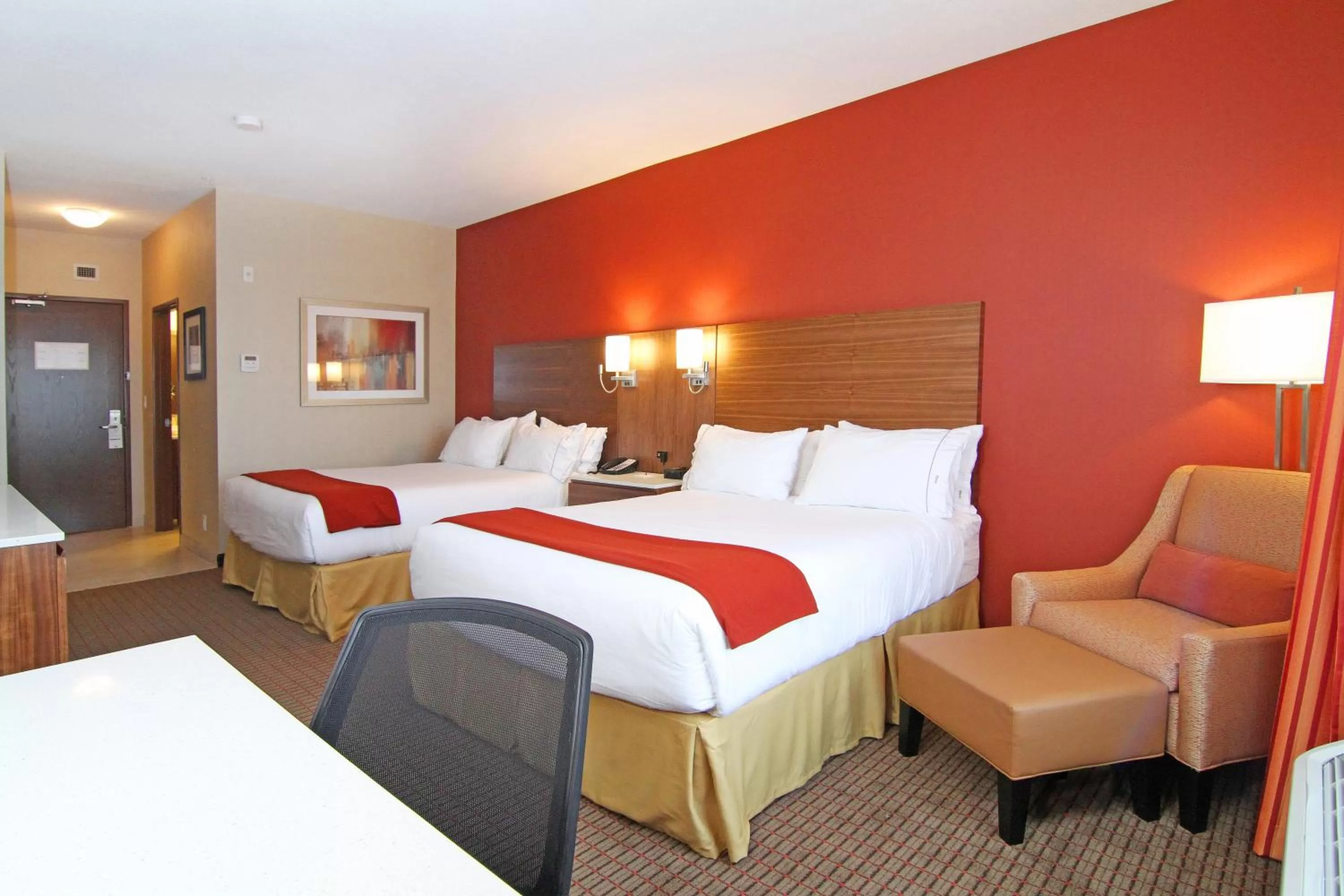 Photo of the whole room, Bed in Holiday Inn Express and Suites Calgary University by IHG
