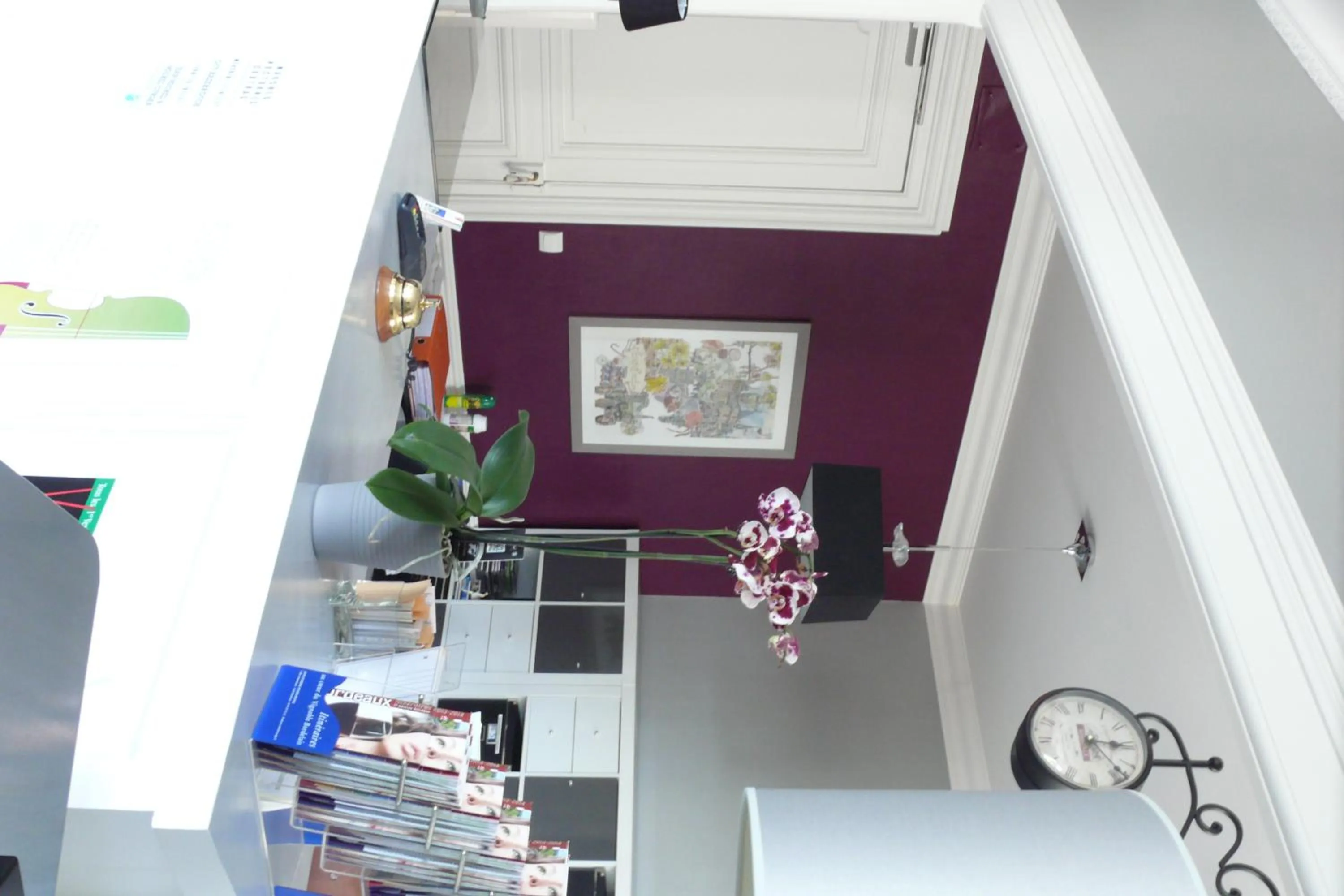 Lobby or reception in Hotel Henri IV