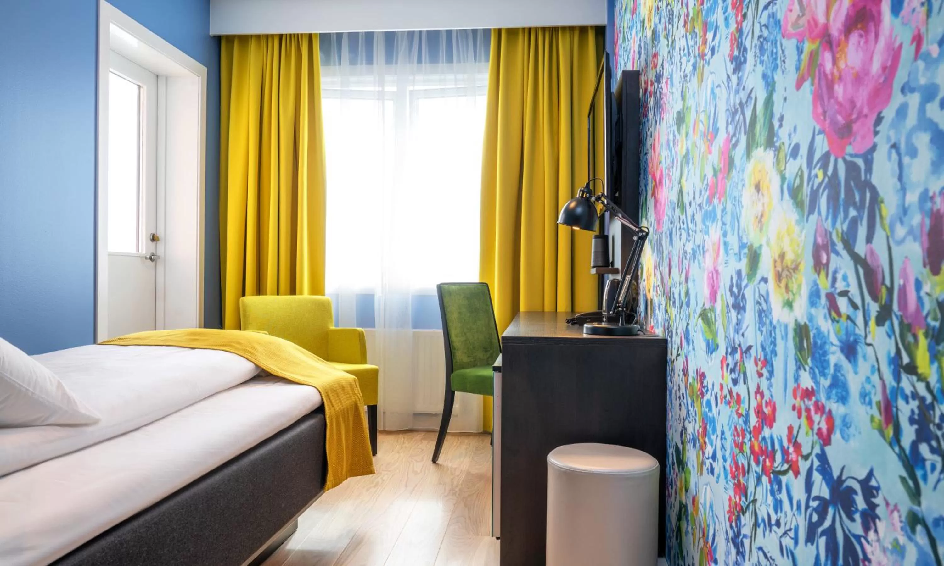 Photo of the whole room, Bed in Thon Hotel Moldefjord