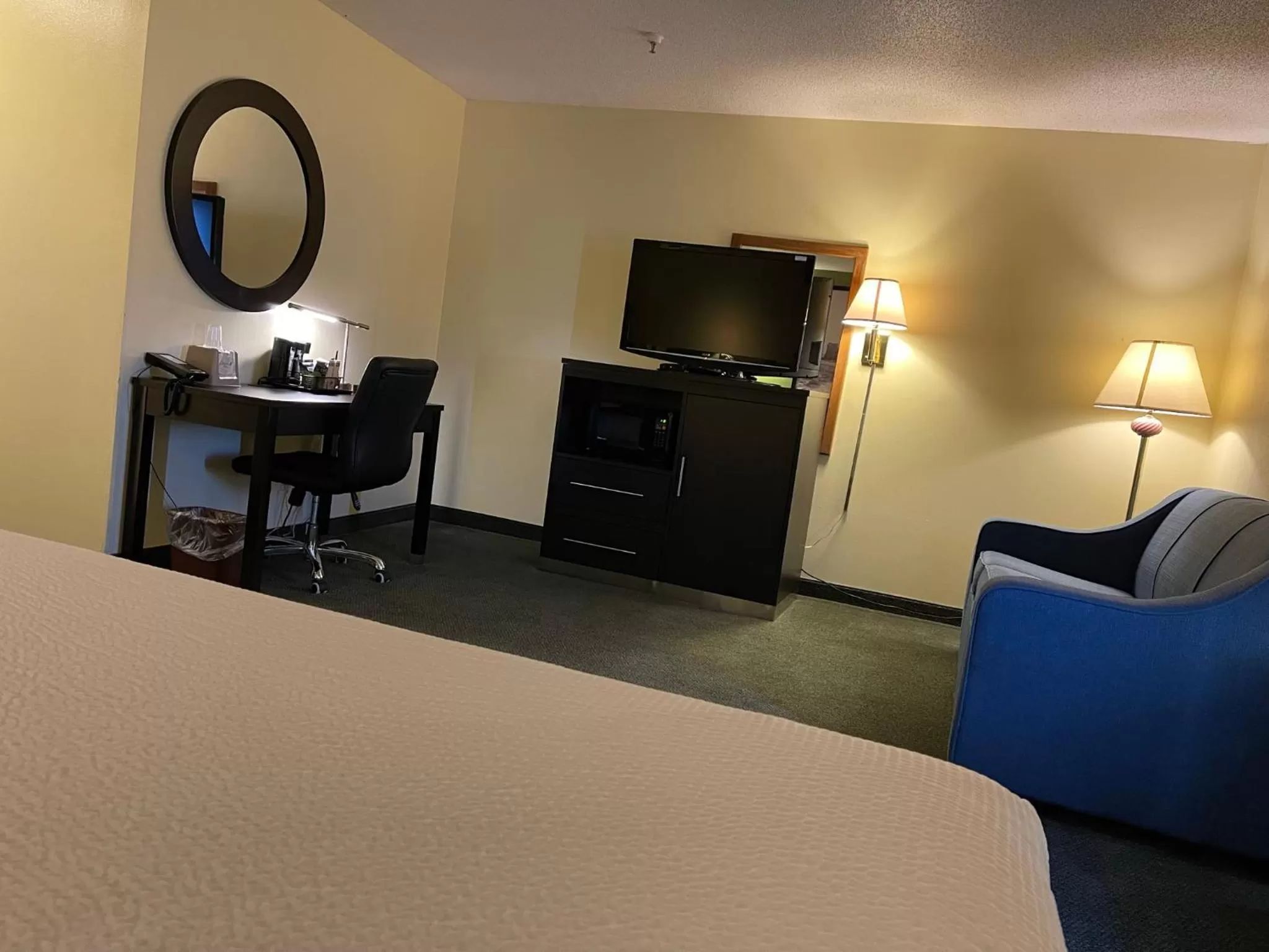 Super 8 by Wyndham Colby