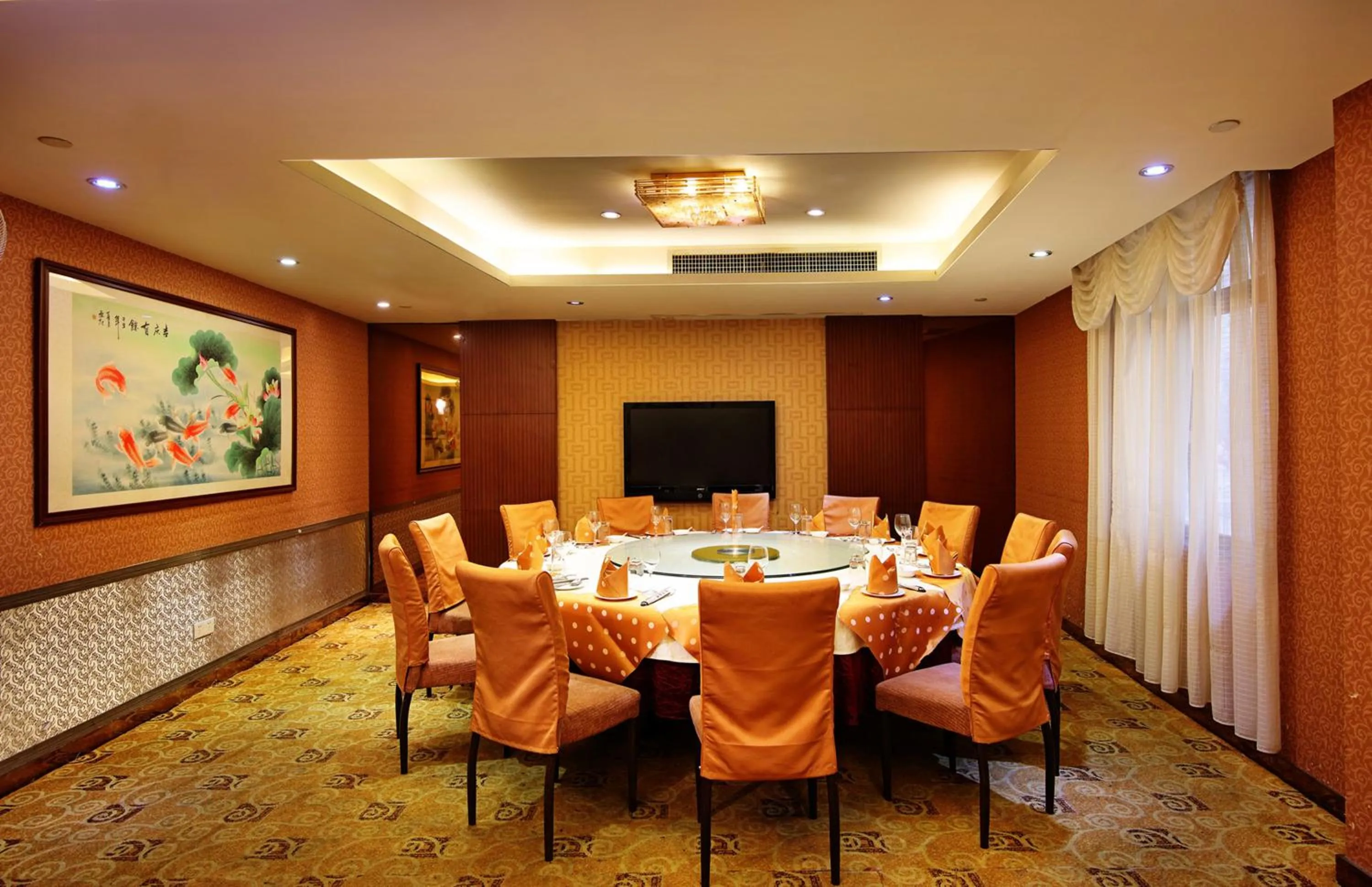 Dining area in Guang Dong Hotel
