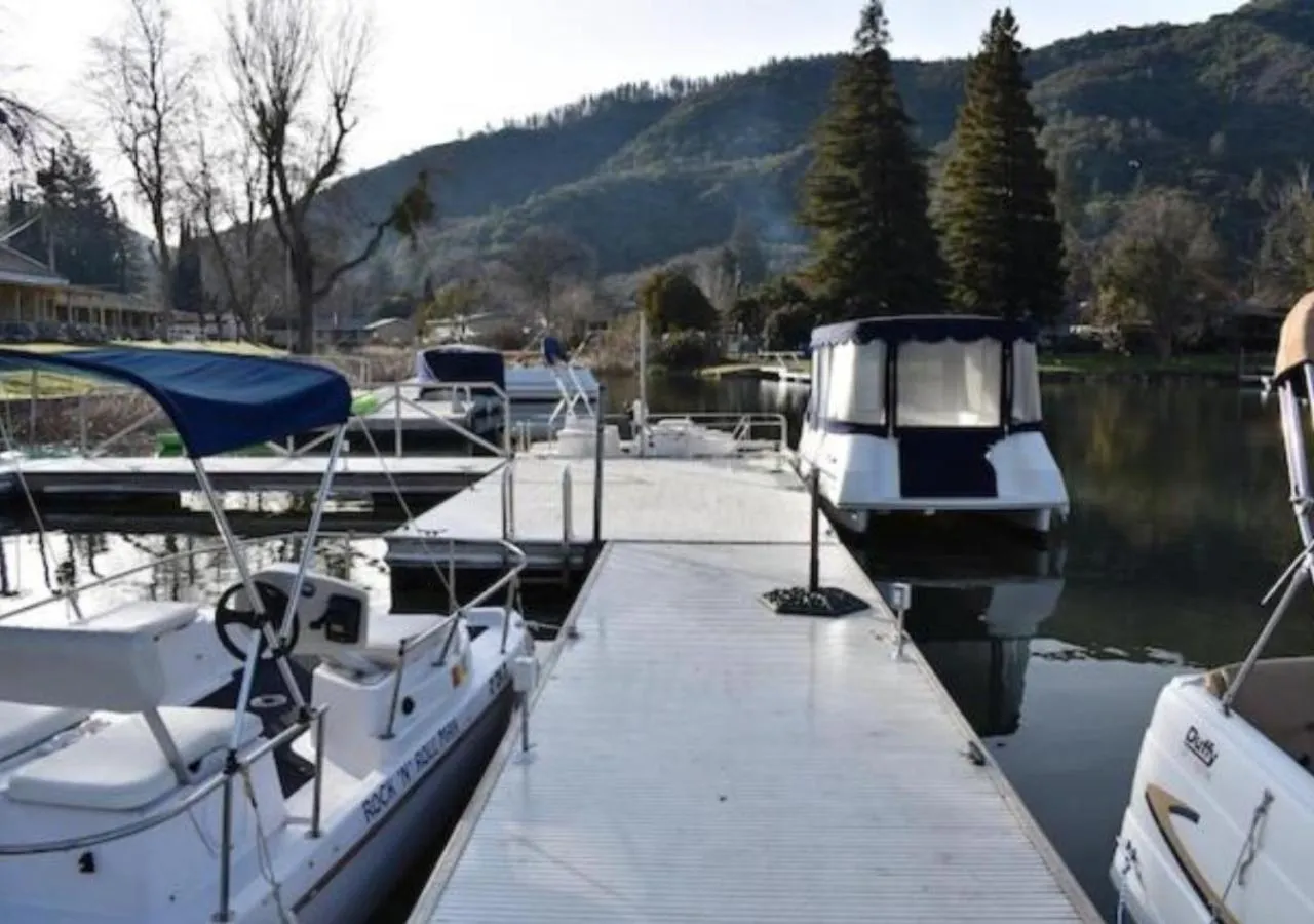 The Lodge at Blue Lakes