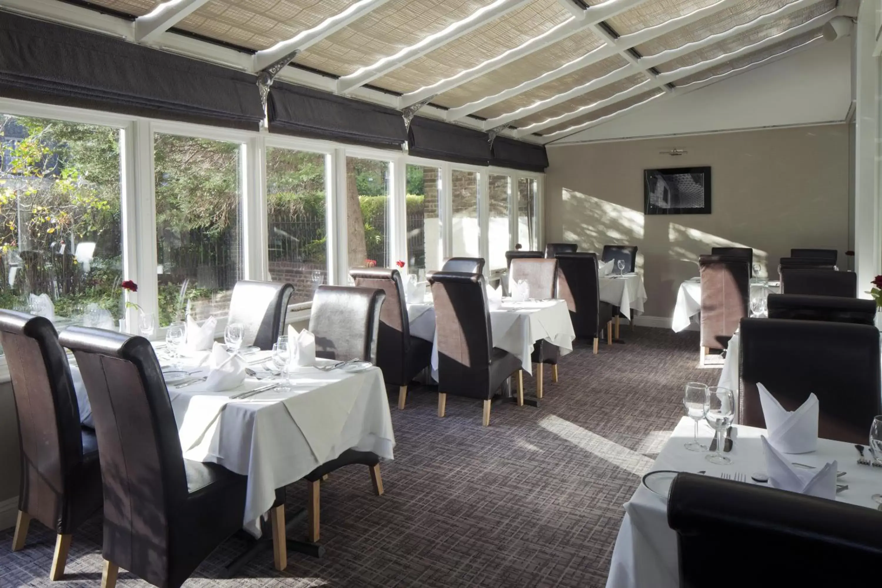 Restaurant/Places to Eat in Grange Beauchamp Hotel