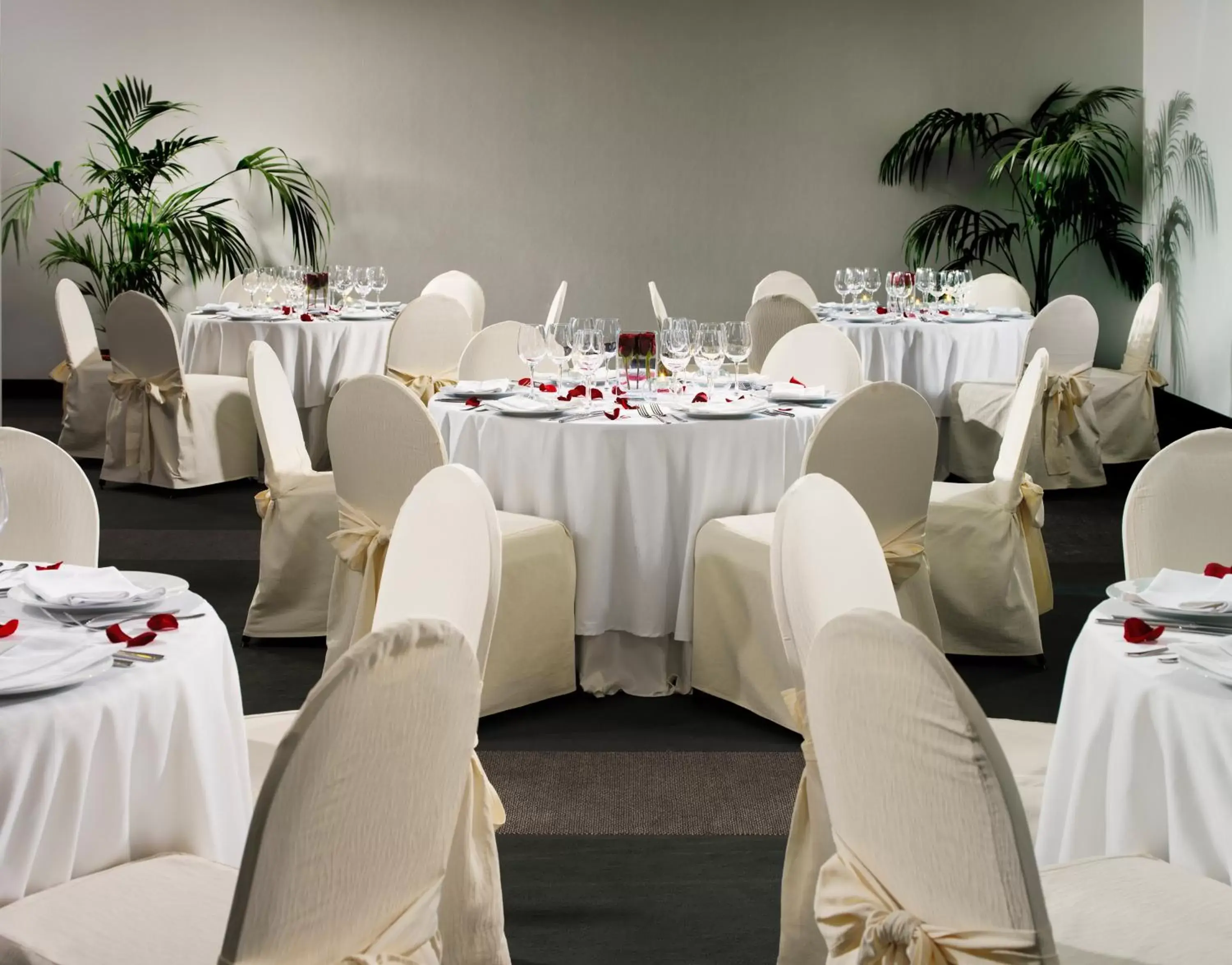Restaurant/places to eat, Banquet Facilities in H10 Conquistador