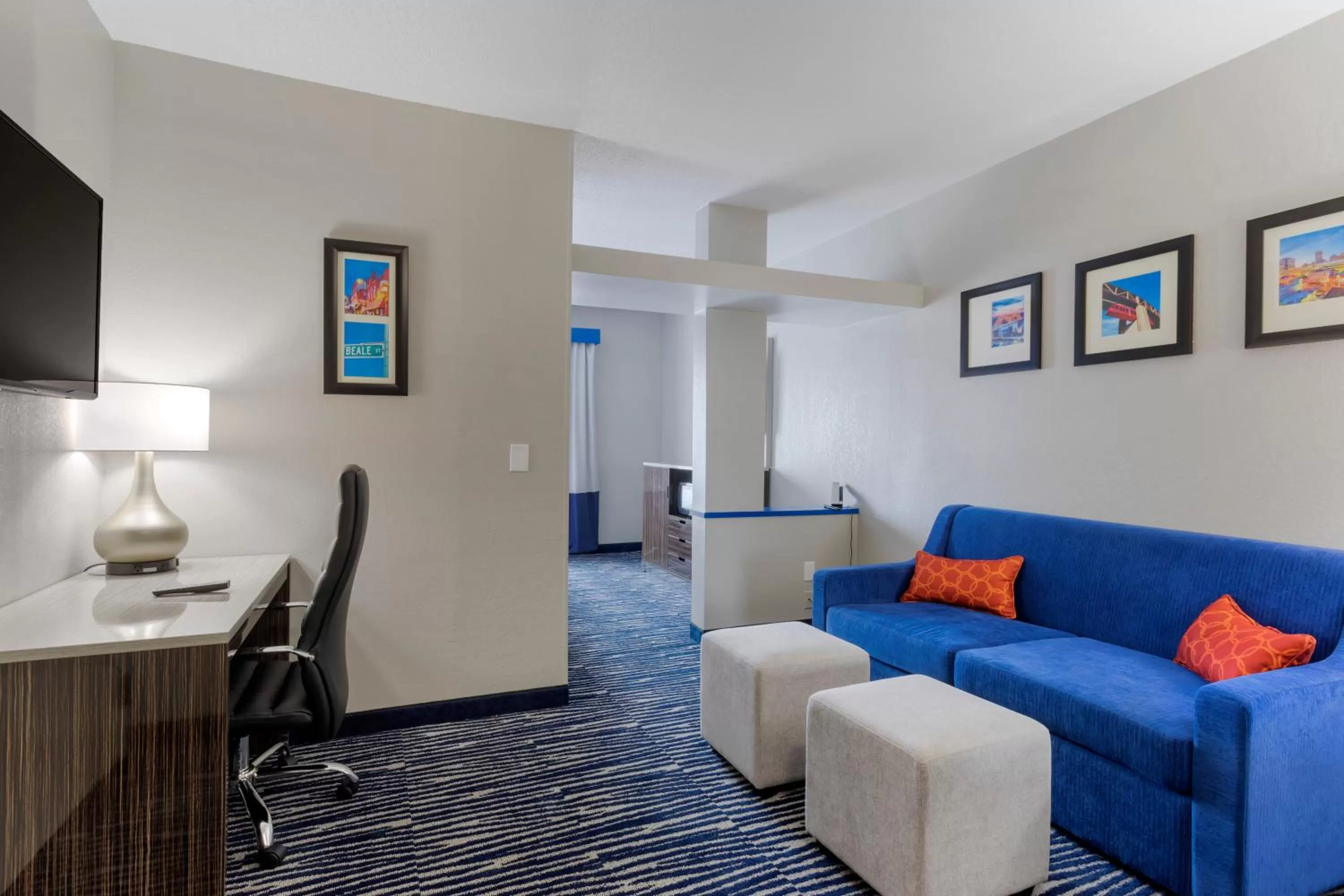 Living room in Comfort Inn & Suites Memphis East