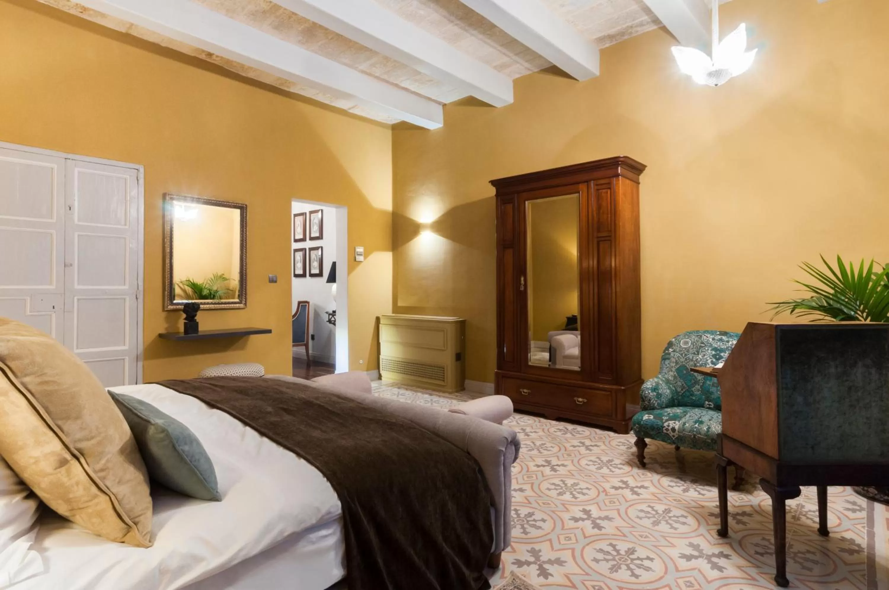 Bed in The Coleridge Boutique Hotel In Valletta