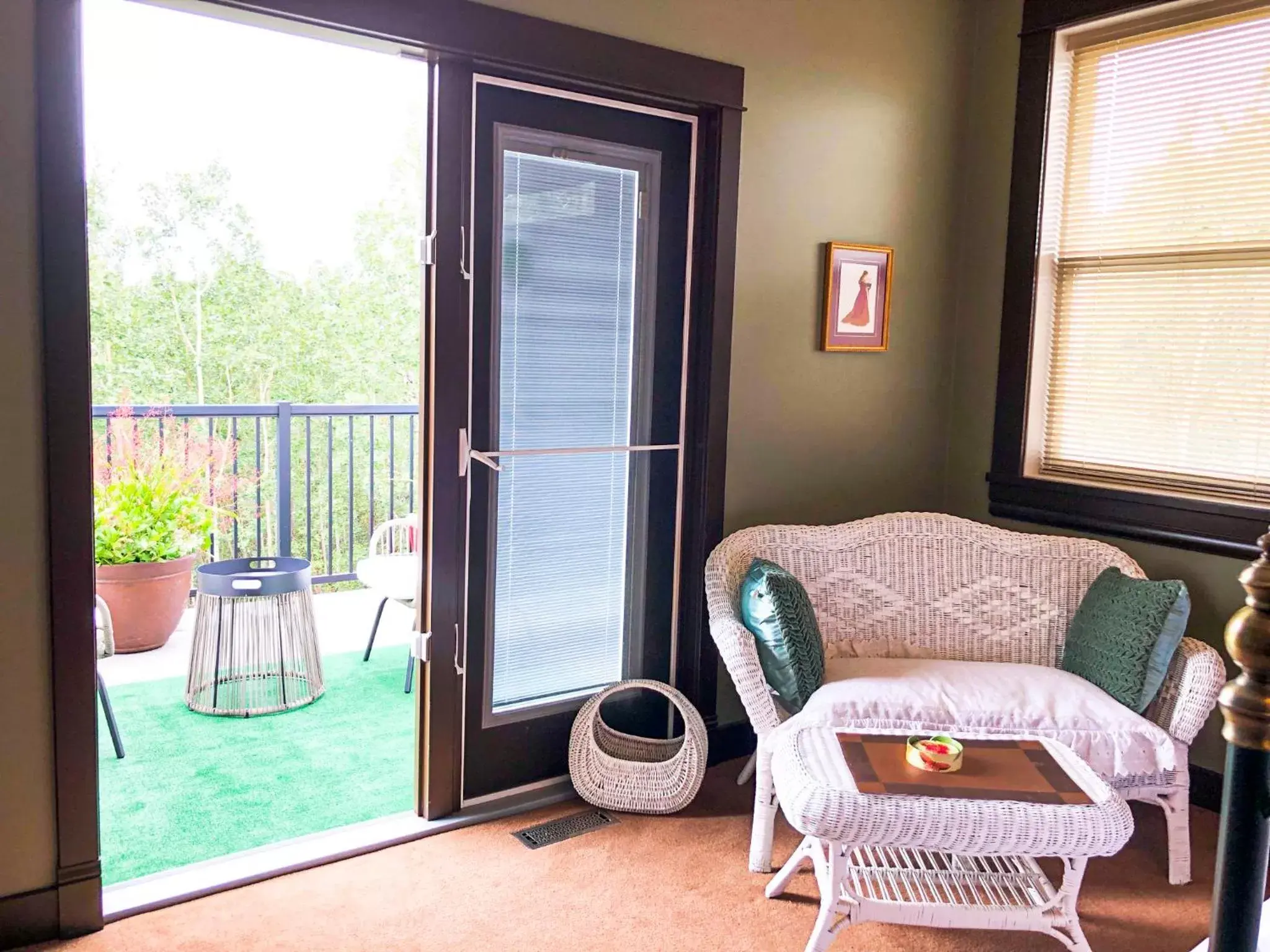 Seating Area in Wolf Creek Bed and Breakfast