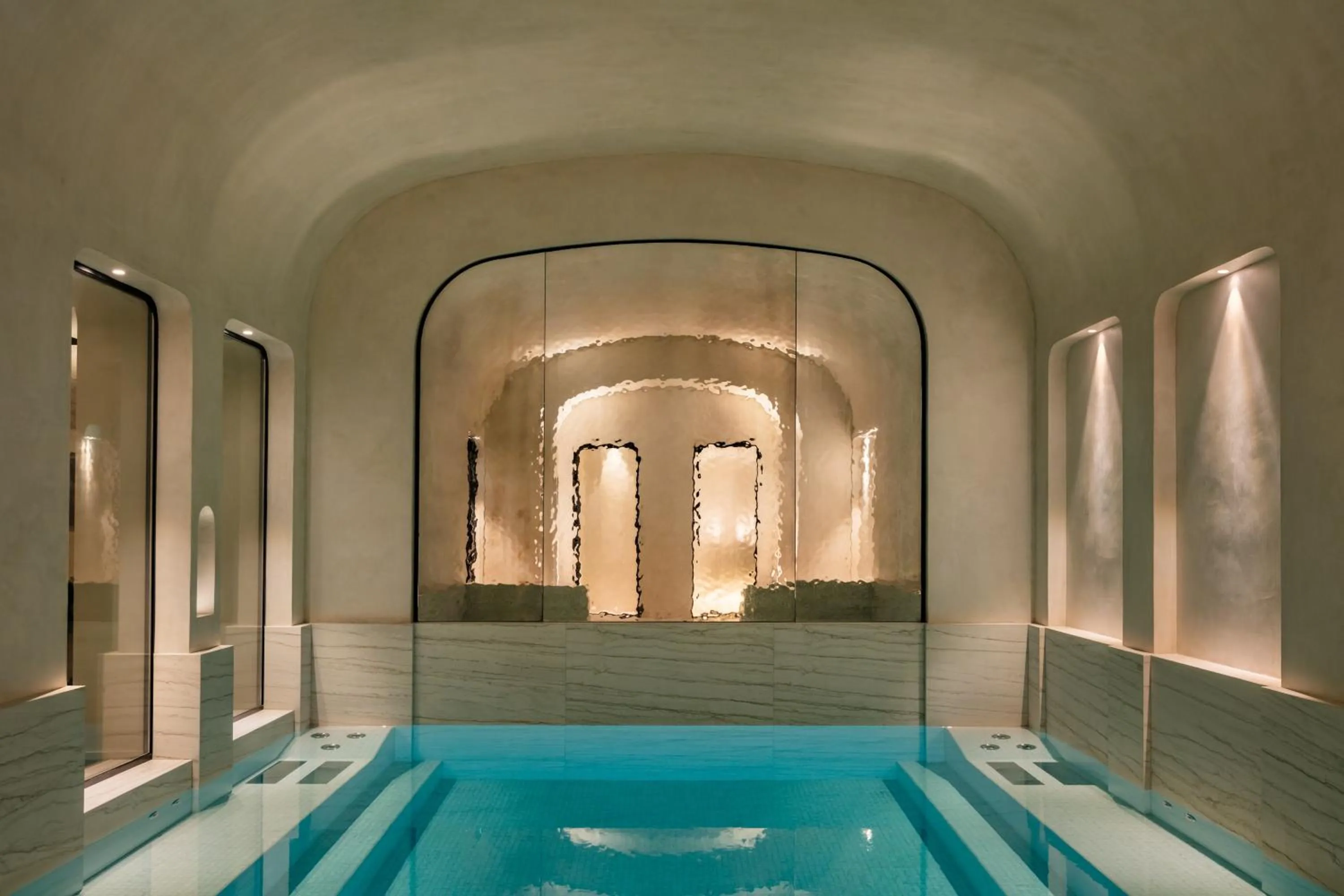 Spa and wellness centre/facilities in Pavillon Faubourg Saint-Germain & Spa