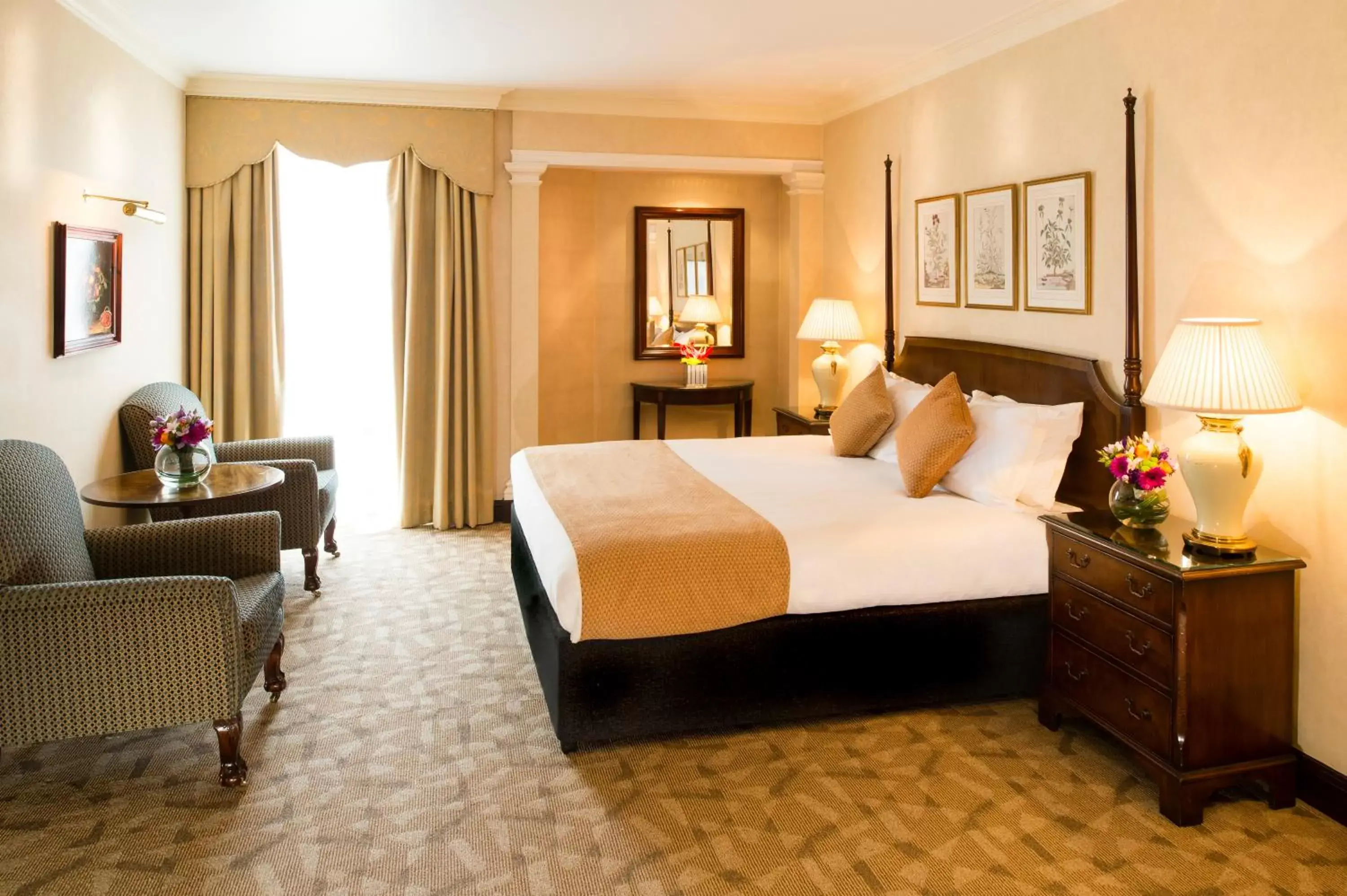 Bedroom in Millennium Gloucester Hotel London