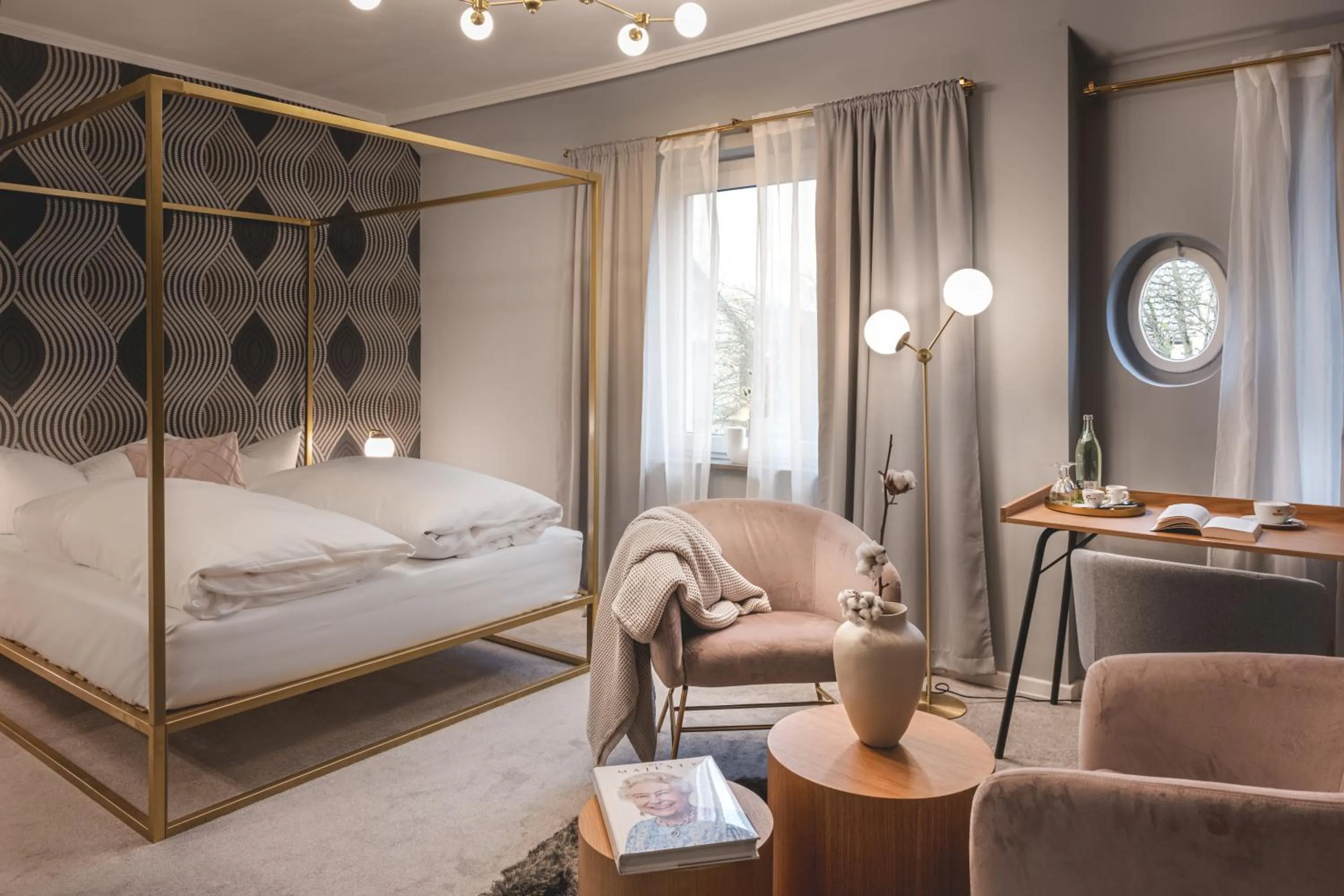 Photo of the whole room, Bed in Hotel Stadt Hamburg