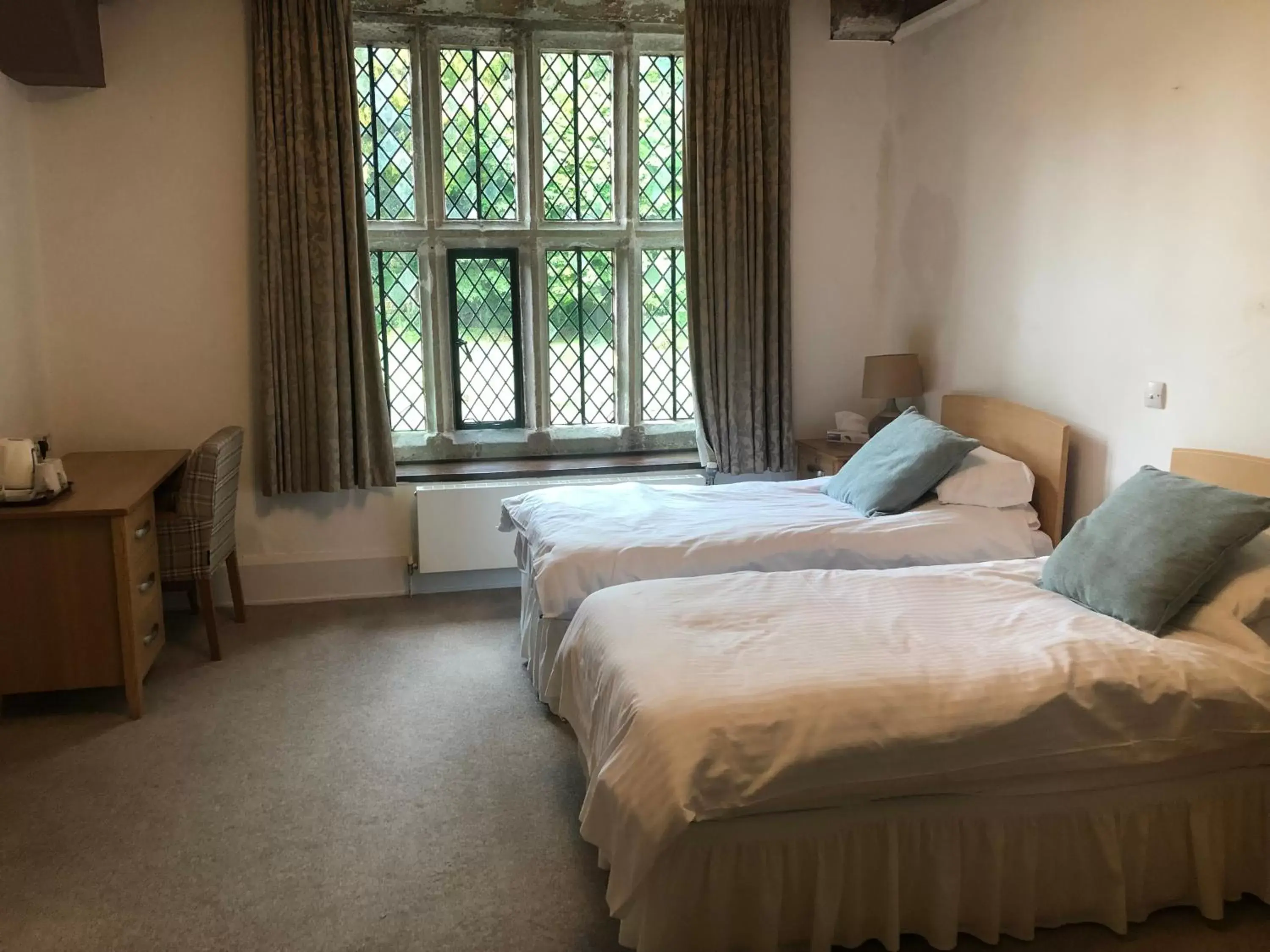 Twin Room with Garden View in Whalley Abbey - B&B and Retreat House Twin Room with Garden View in Whalley Abbey - B&B and Retreat House