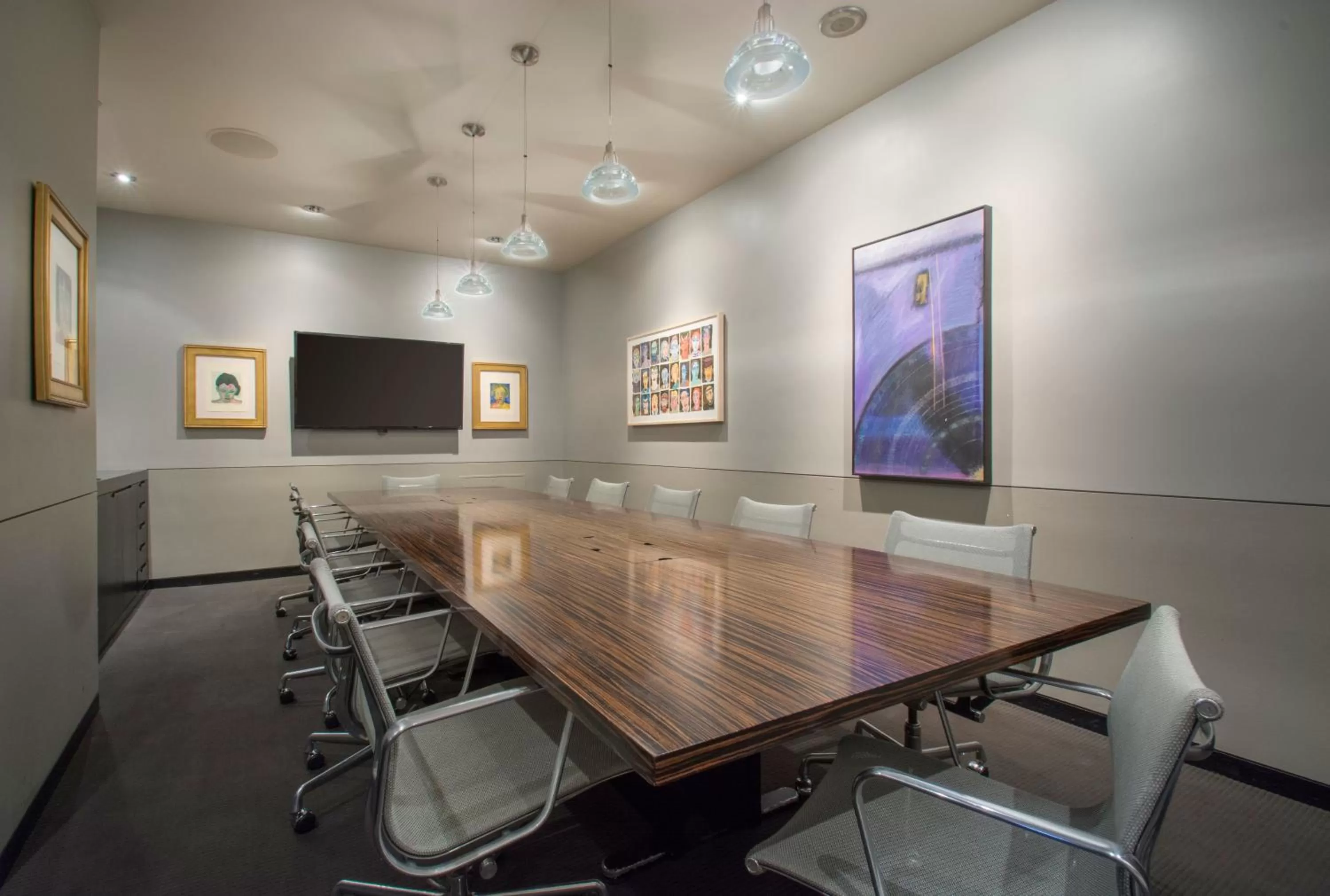 Business facilities in Hotel Max