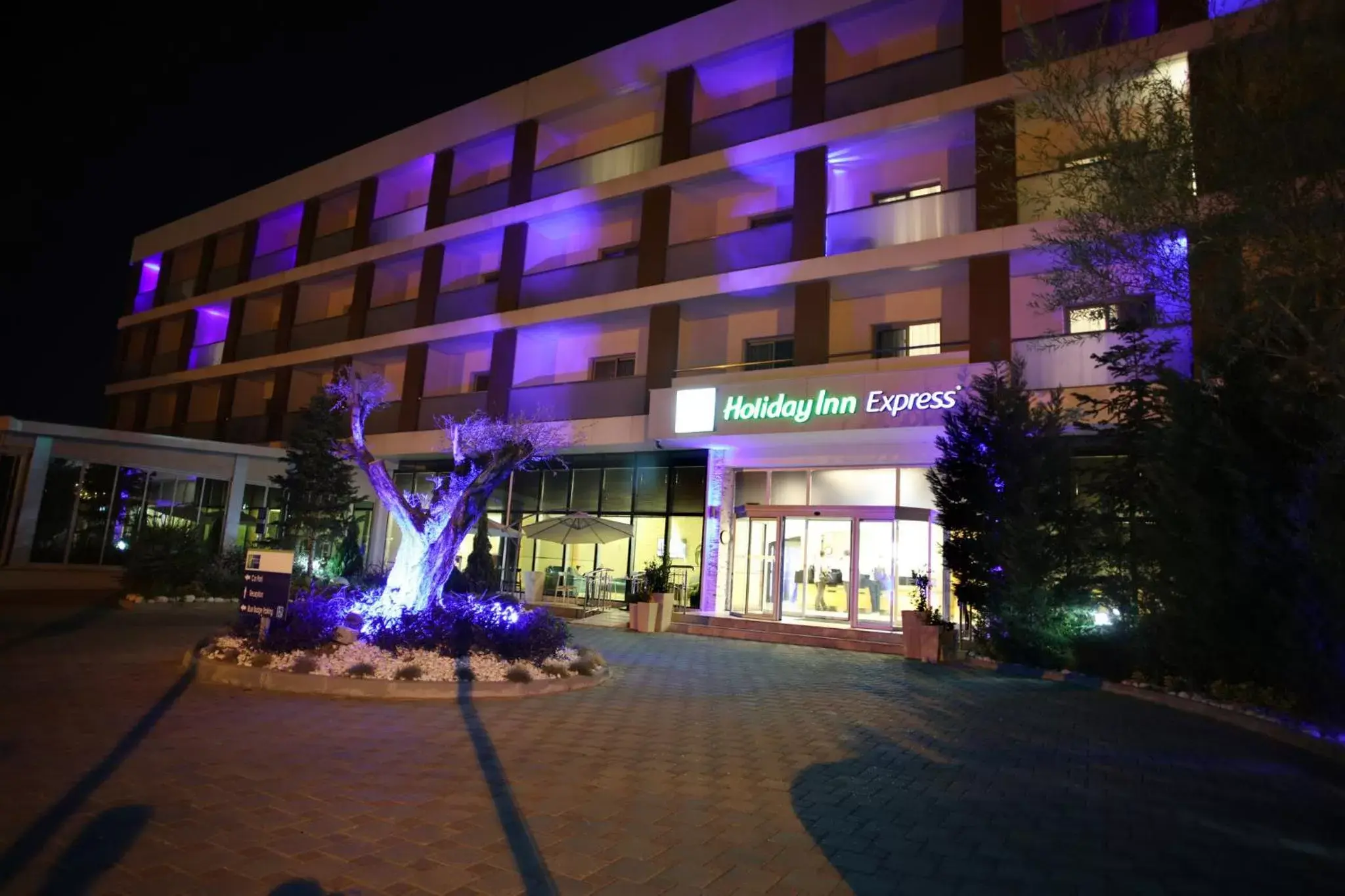 Property Building in Holiday Inn Express Manisa-West, an IHG Hotel