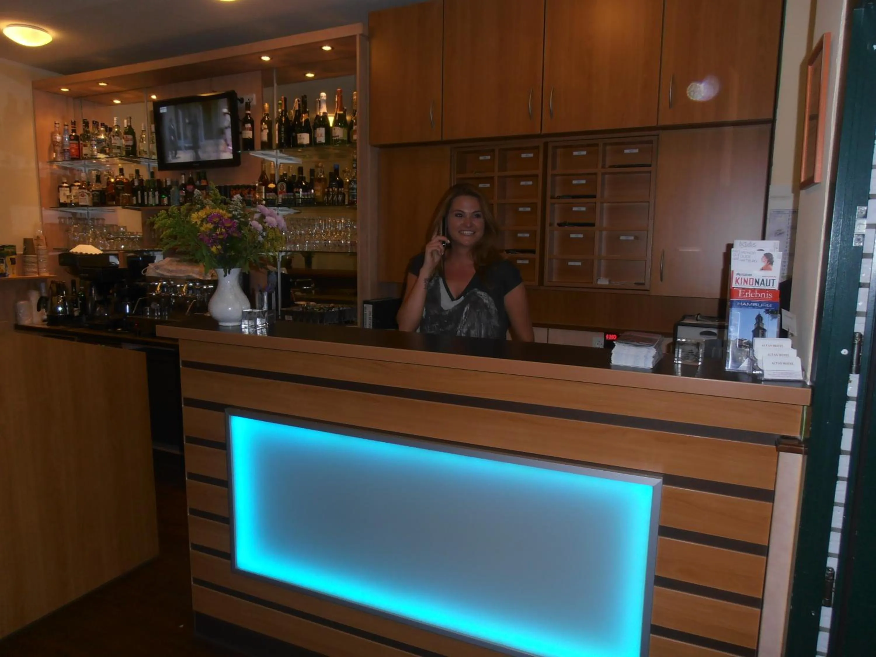 Lobby or reception in Altan Hotel