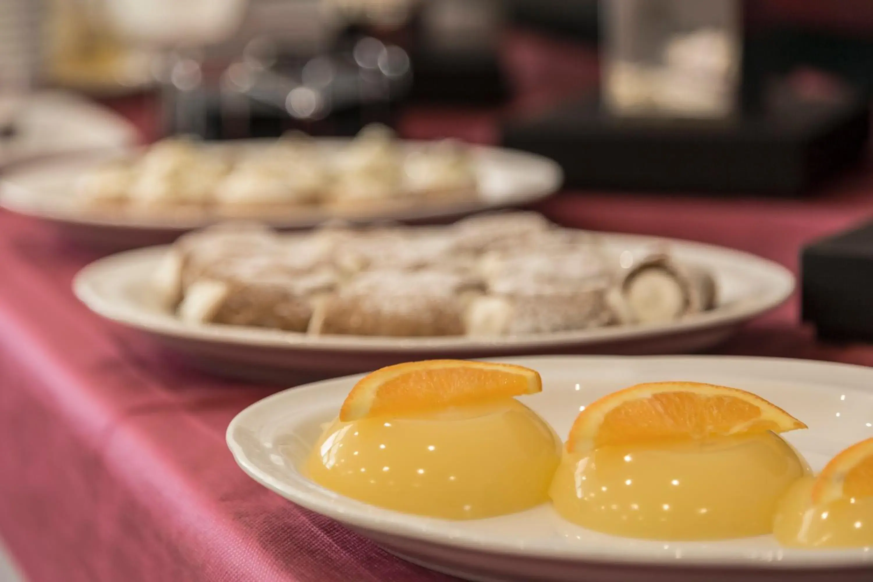 Food and drinks in Hotel Montreal Food and drinks in Hotel Montreal