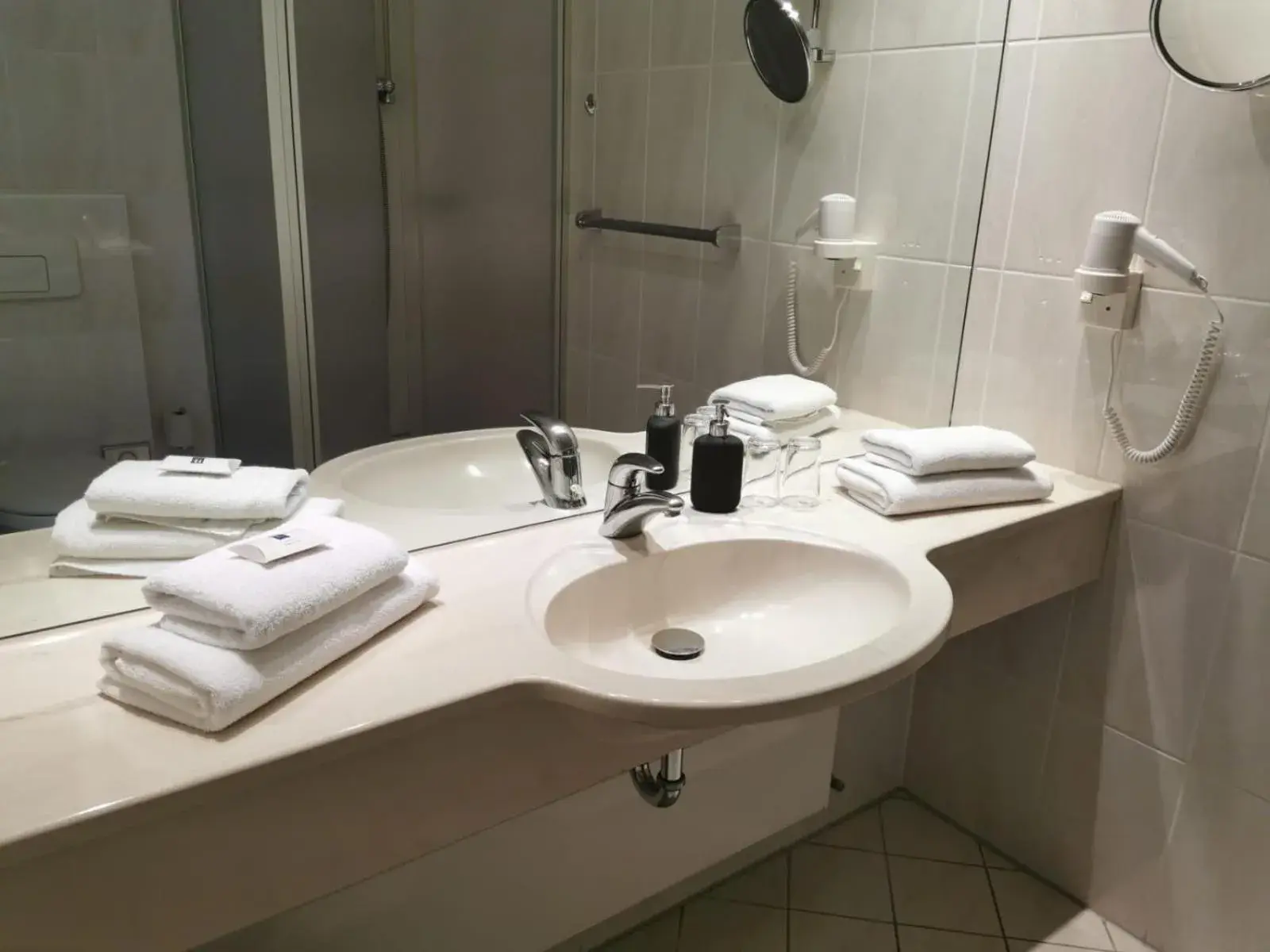 Bathroom in Hotel Kaiserhof