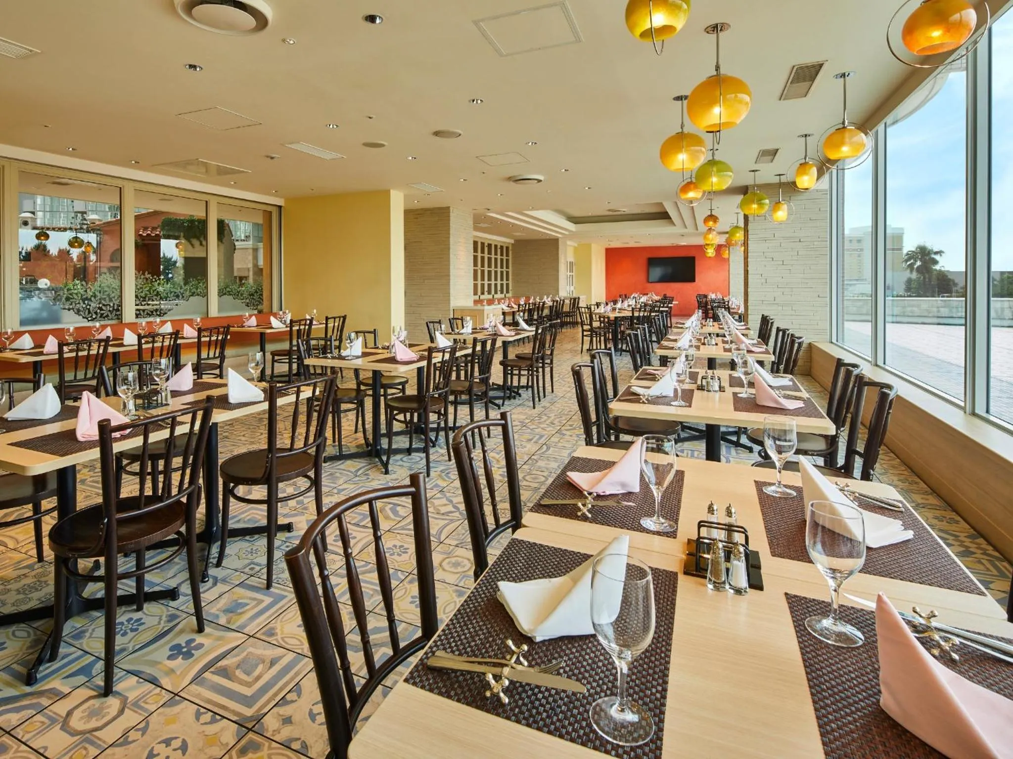 Restaurant/places to eat in Grand Nikko Tokyo Bay Maihama