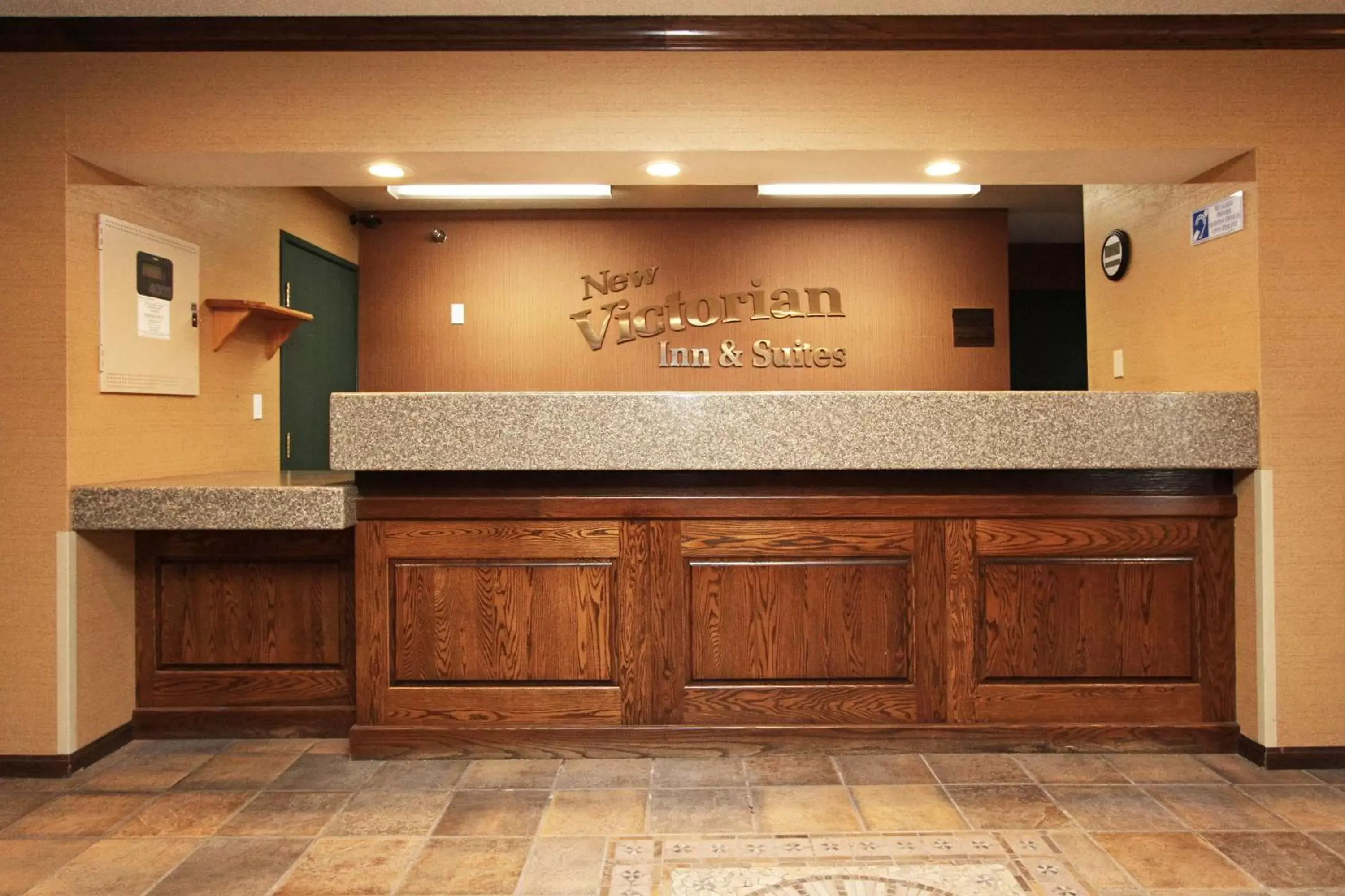 Lobby or reception in New Victorian Inn & Suites Lincoln