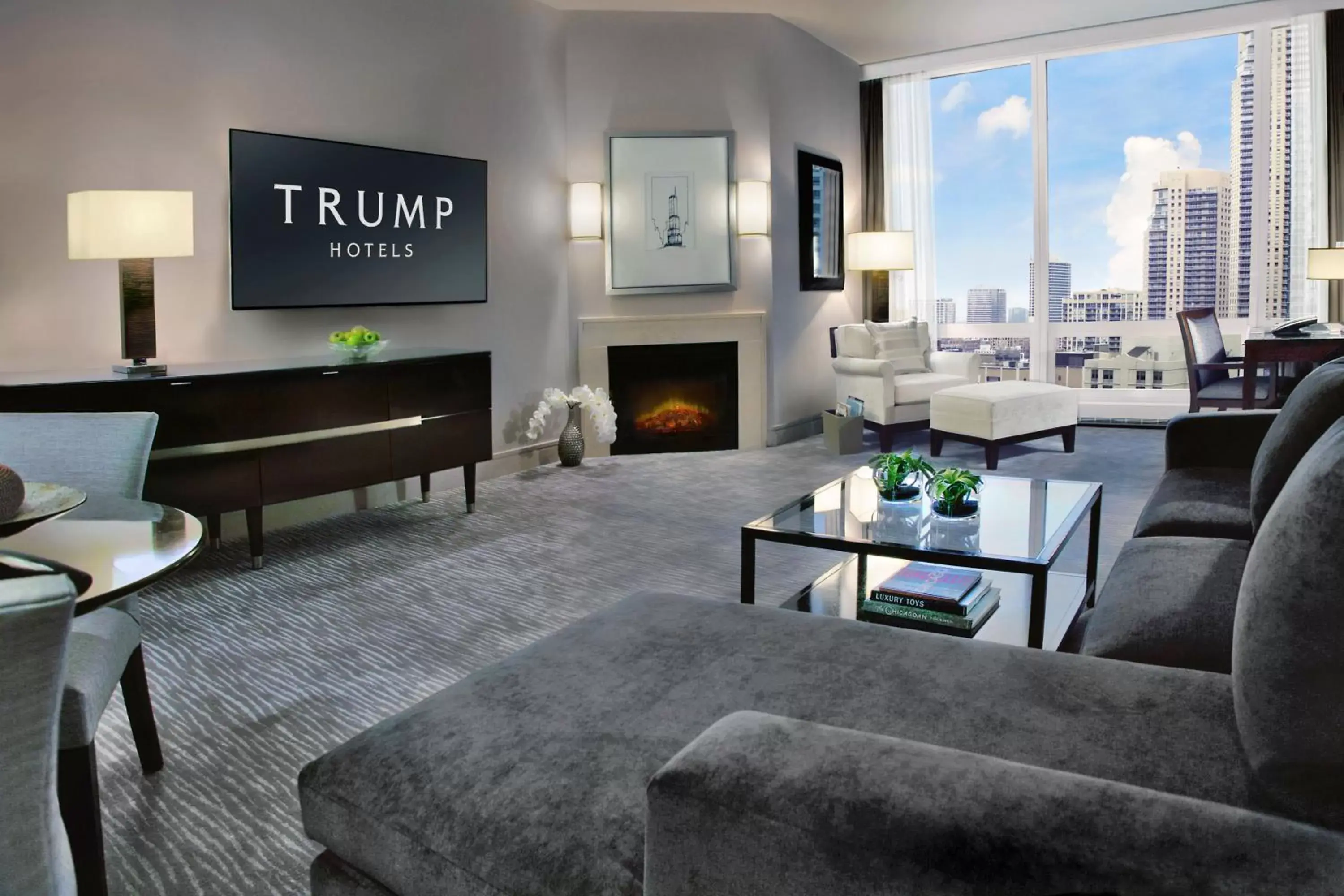 TV and multimedia in Trump International Hotel & Tower Chicago