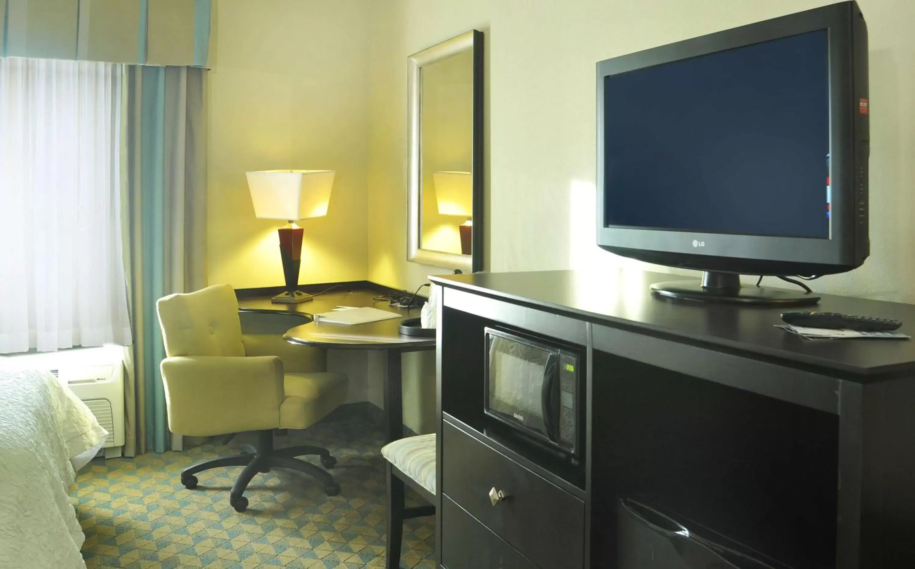 Bed in Hampton Inn Gadsden/Attalla Interstate 59 Bed in Hampton Inn Gadsden/Attalla Interstate 59