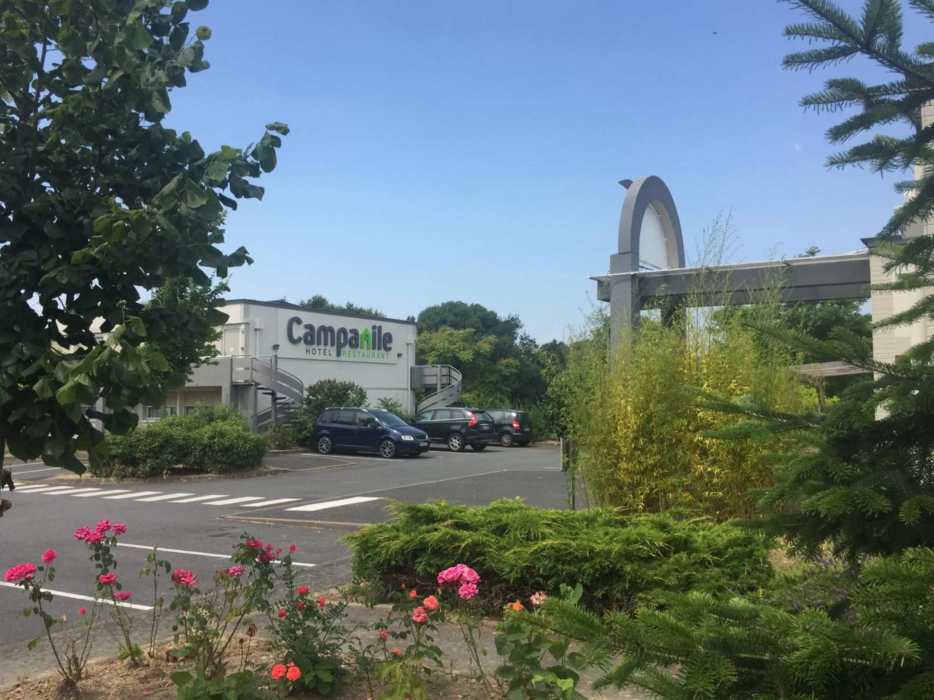 Property building in Campanile Nantes Saint-Sébastien-Sur-Loire