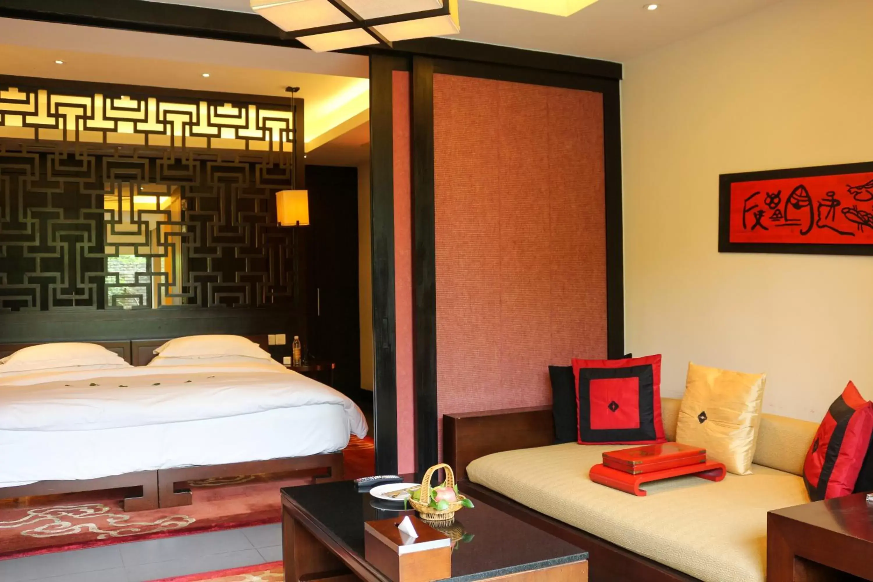 Bedroom, Bed in Banyan Tree Lijiang