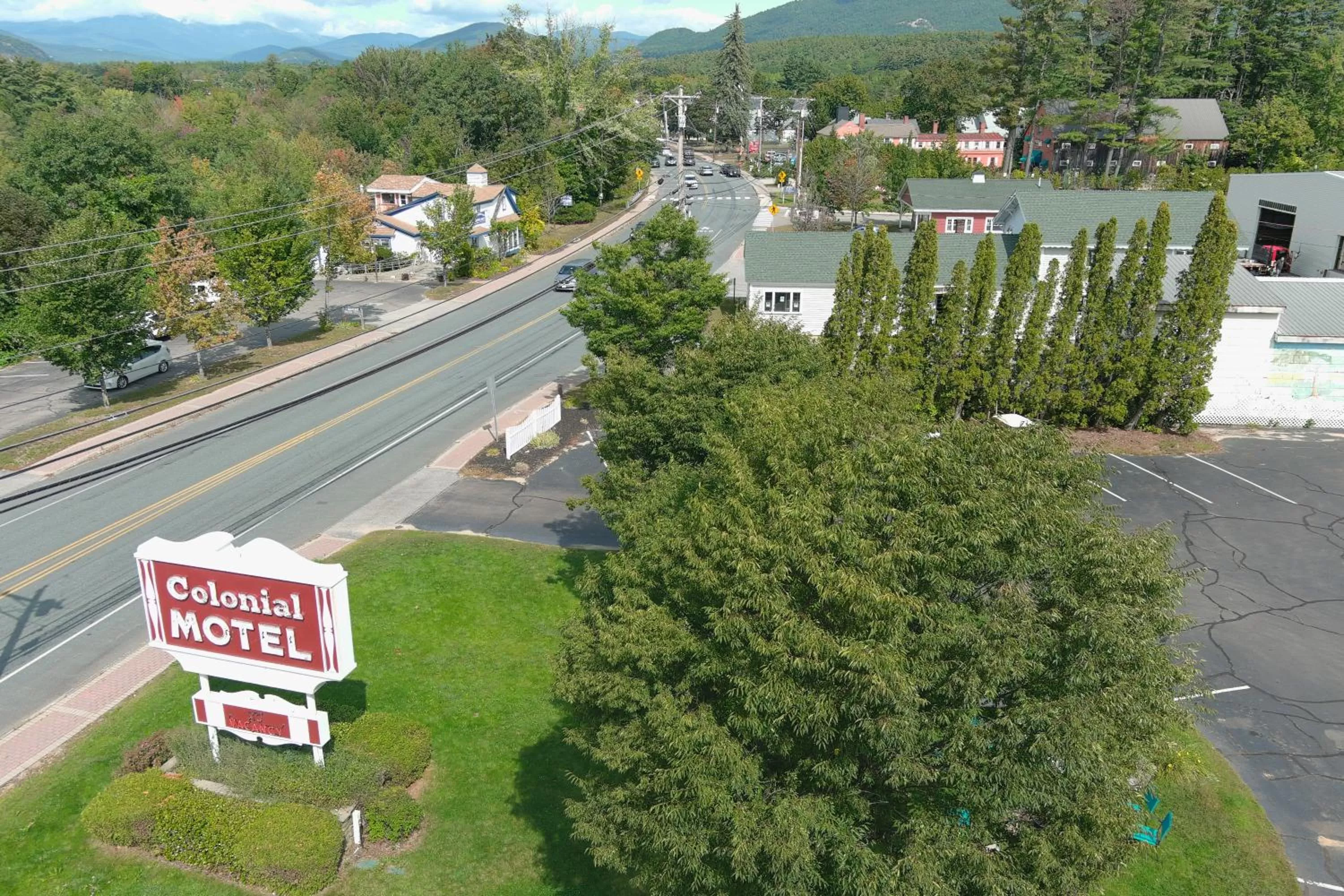 Neighbourhood in Colonial Motel
