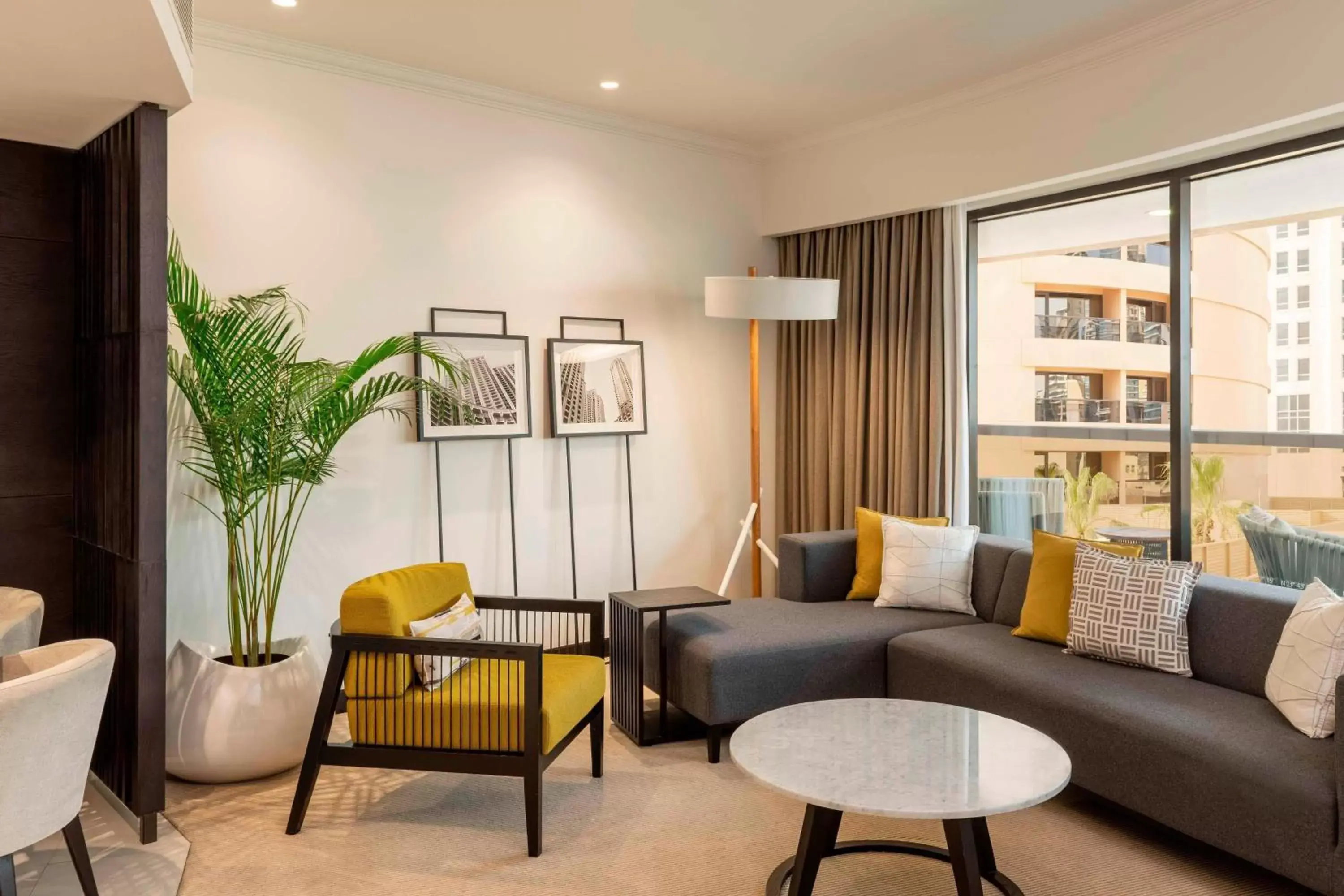 Living room, Seating Area in Le Royal Meridien Beach Resort & Spa Dubai