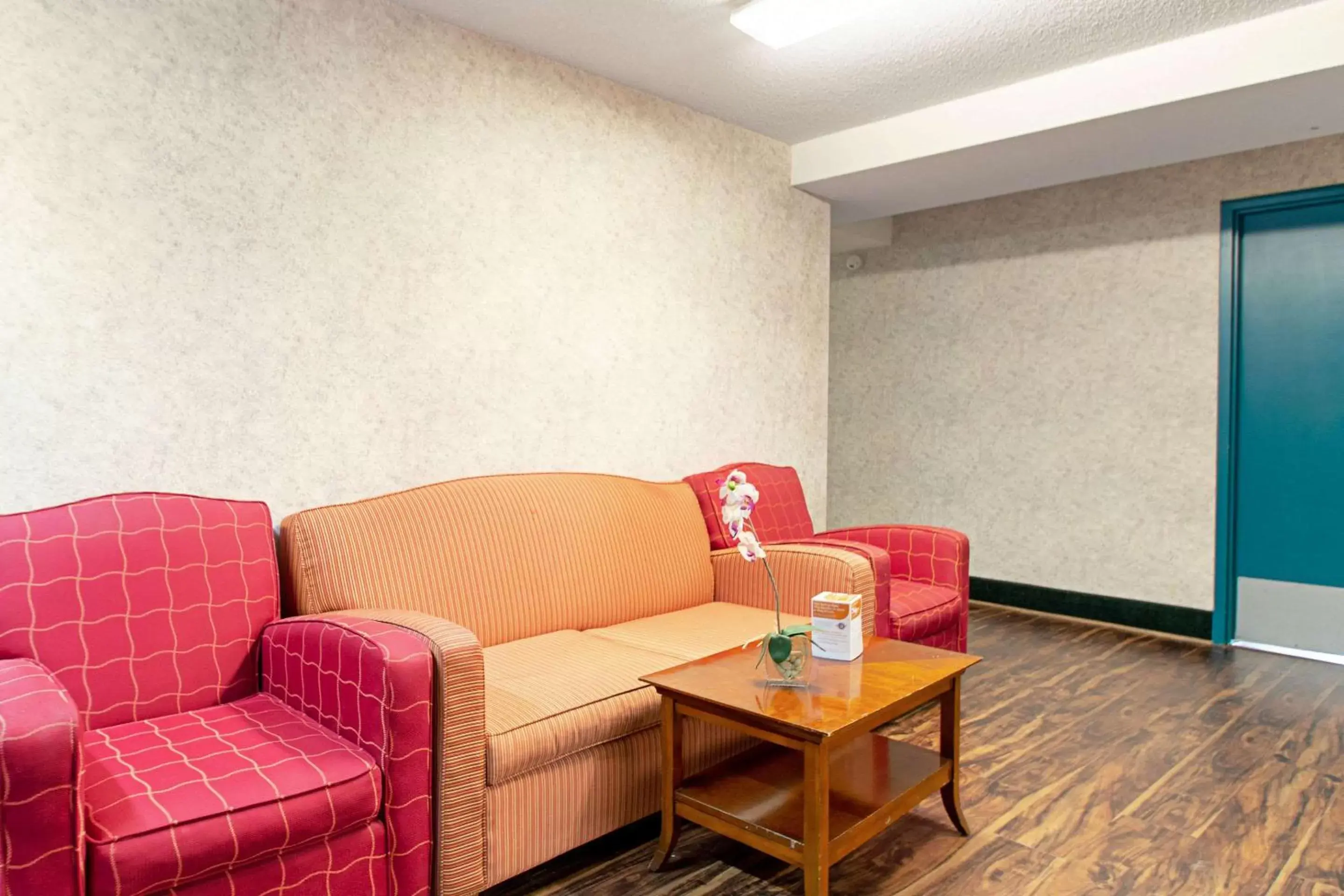 Other, Seating Area in Econo Lodge
