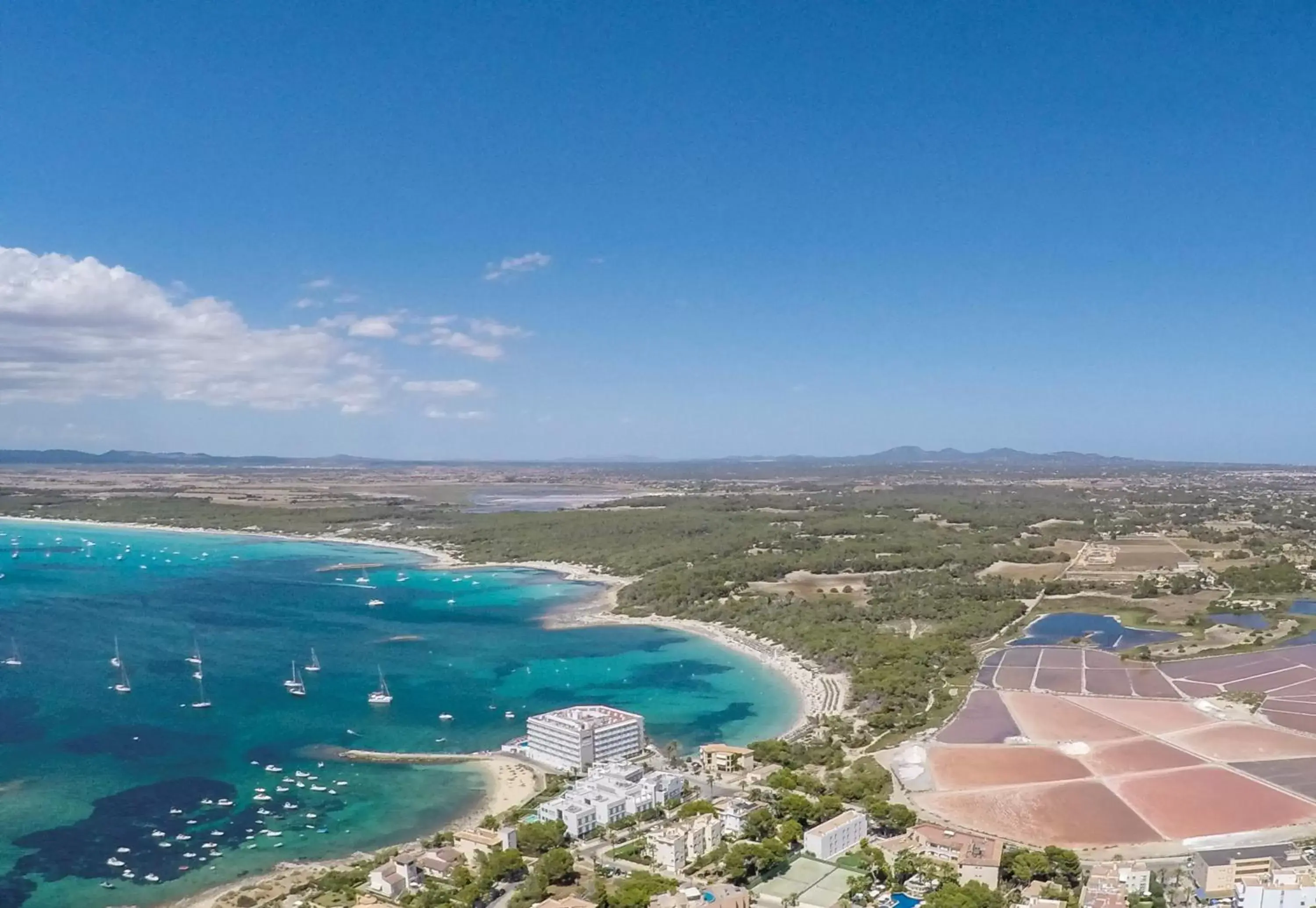 Bird's eye view, Bird's-eye View in Universal Hotel Marqués