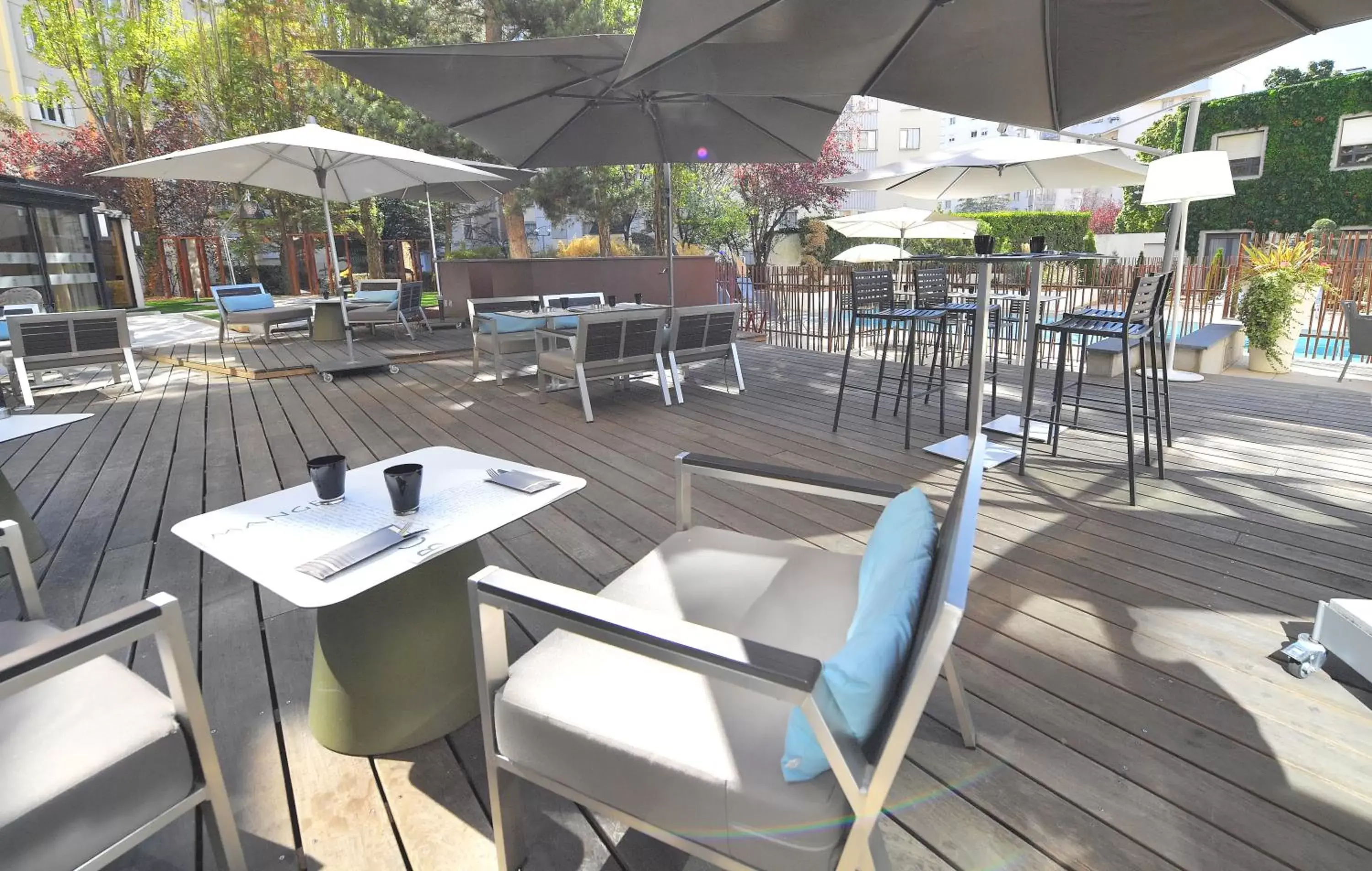 Patio, Restaurant/Places to Eat in Mercure Dijon Centre Clemenceau