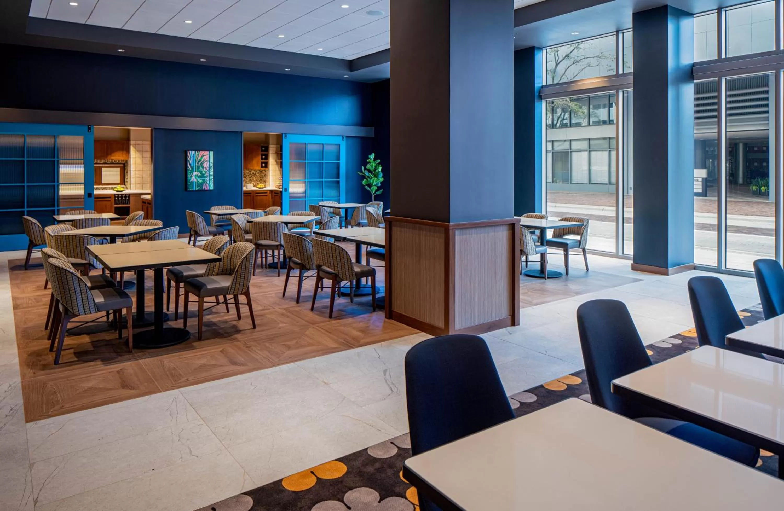Restaurant/places to eat in Hyatt Place Tampa Downtown