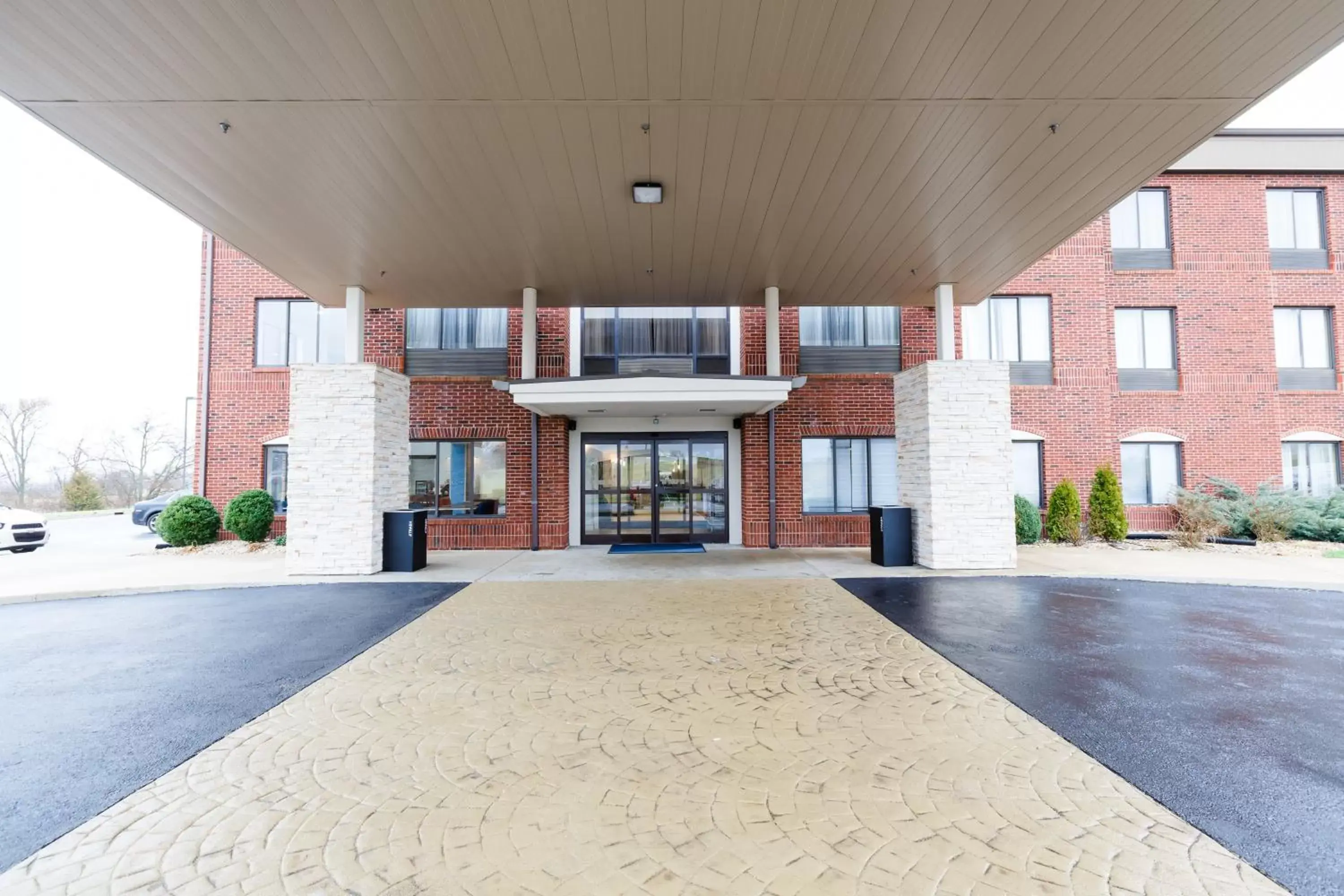 Property building in Holiday Inn Express & Suites Shelbyville, an IHG Hotel