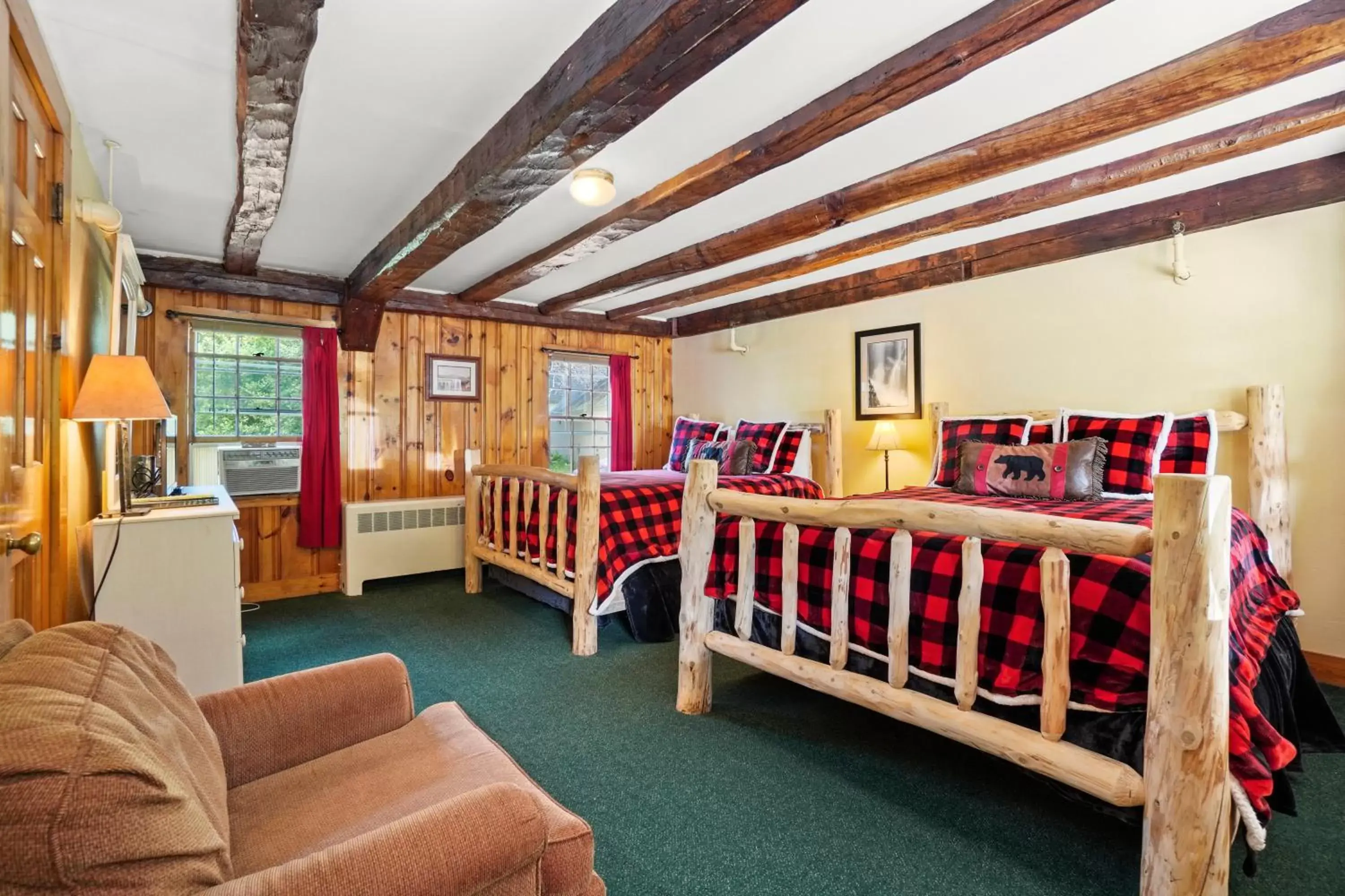 Bedroom, Bunk Bed in Whitney's Inn