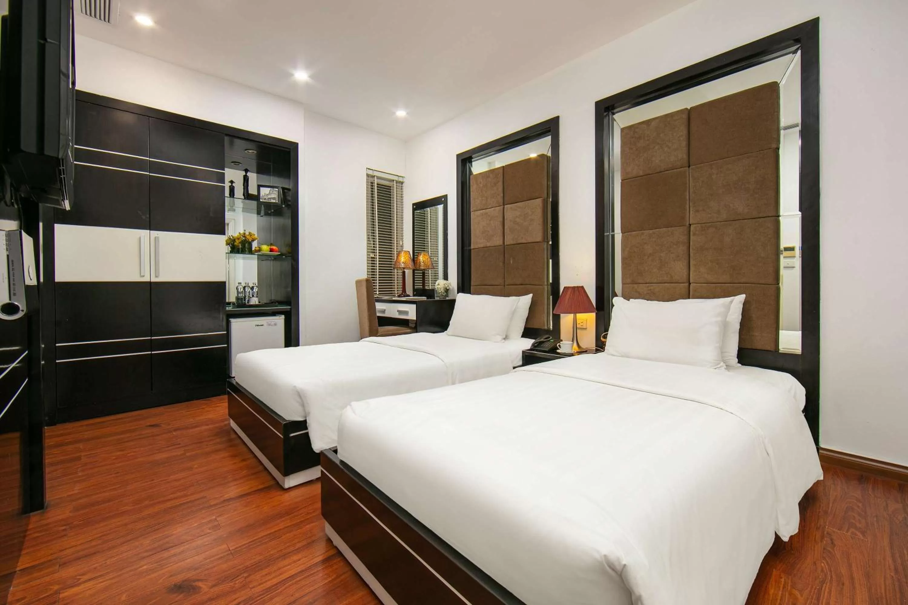 Deluxe Twin Room in Silk Central Hotel & Spa