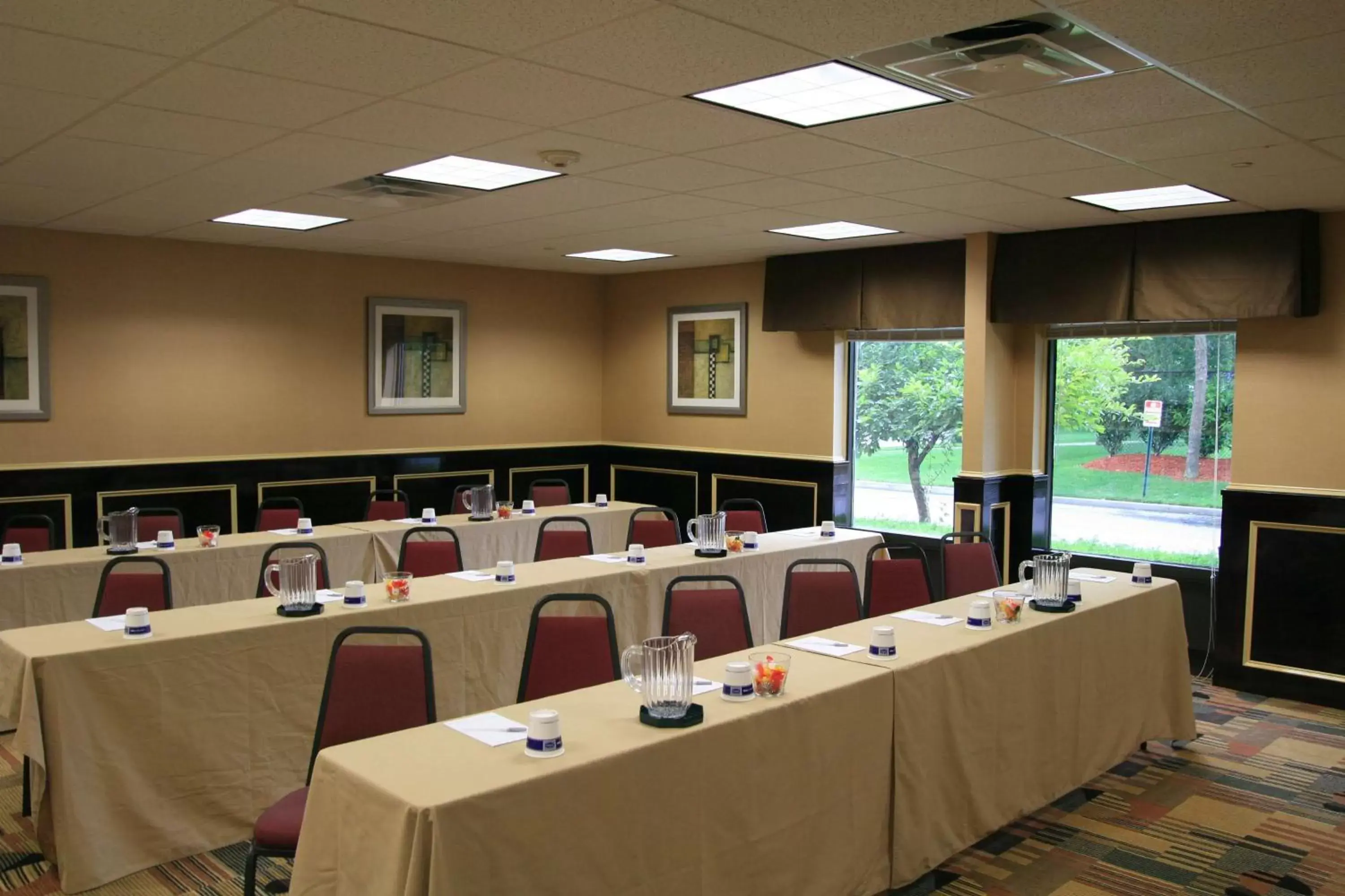 Meeting/conference room in Hampton Inn Long Island/Commack