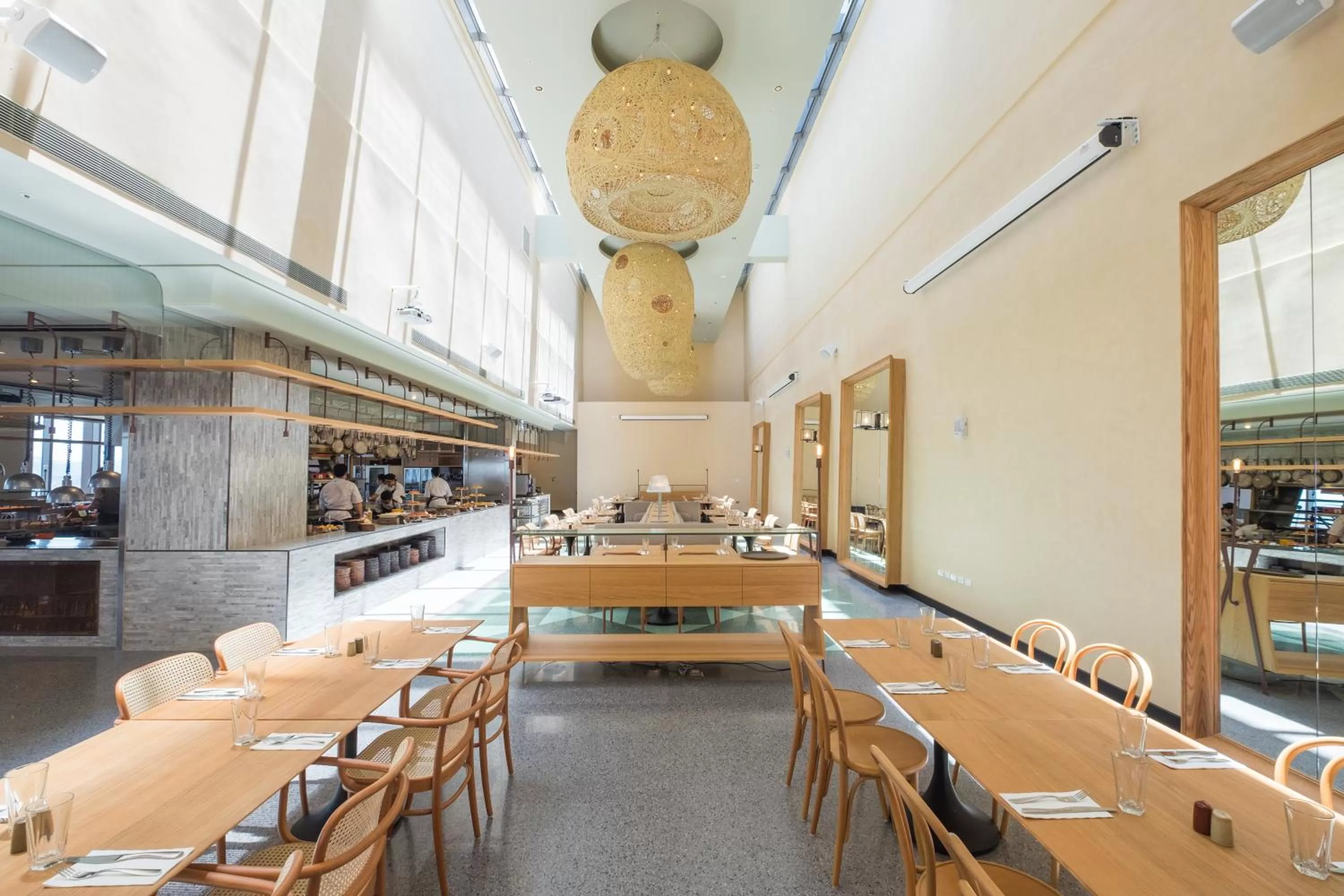 Restaurant/places to eat in amba Taipei Songshan