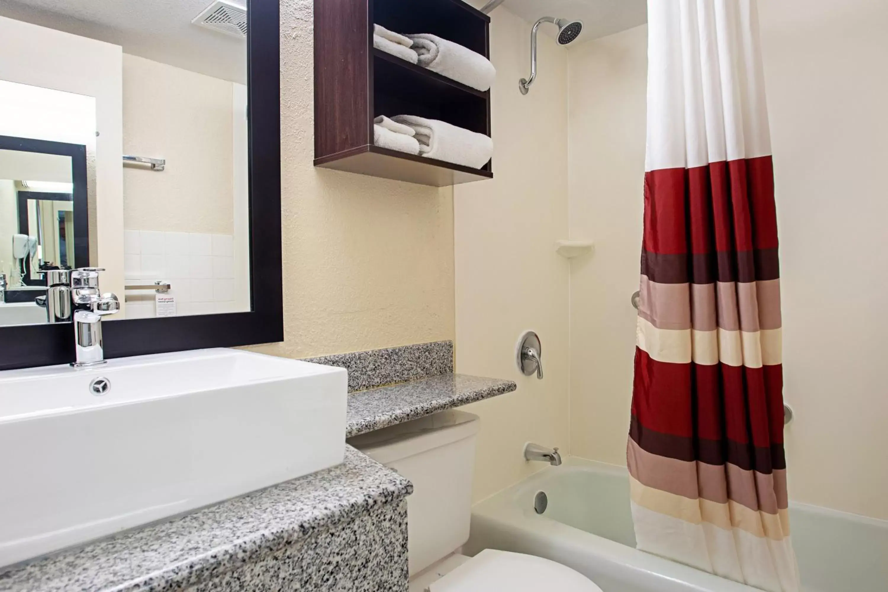 Bathroom in Red Roof Inn PLUS+ Wichita East