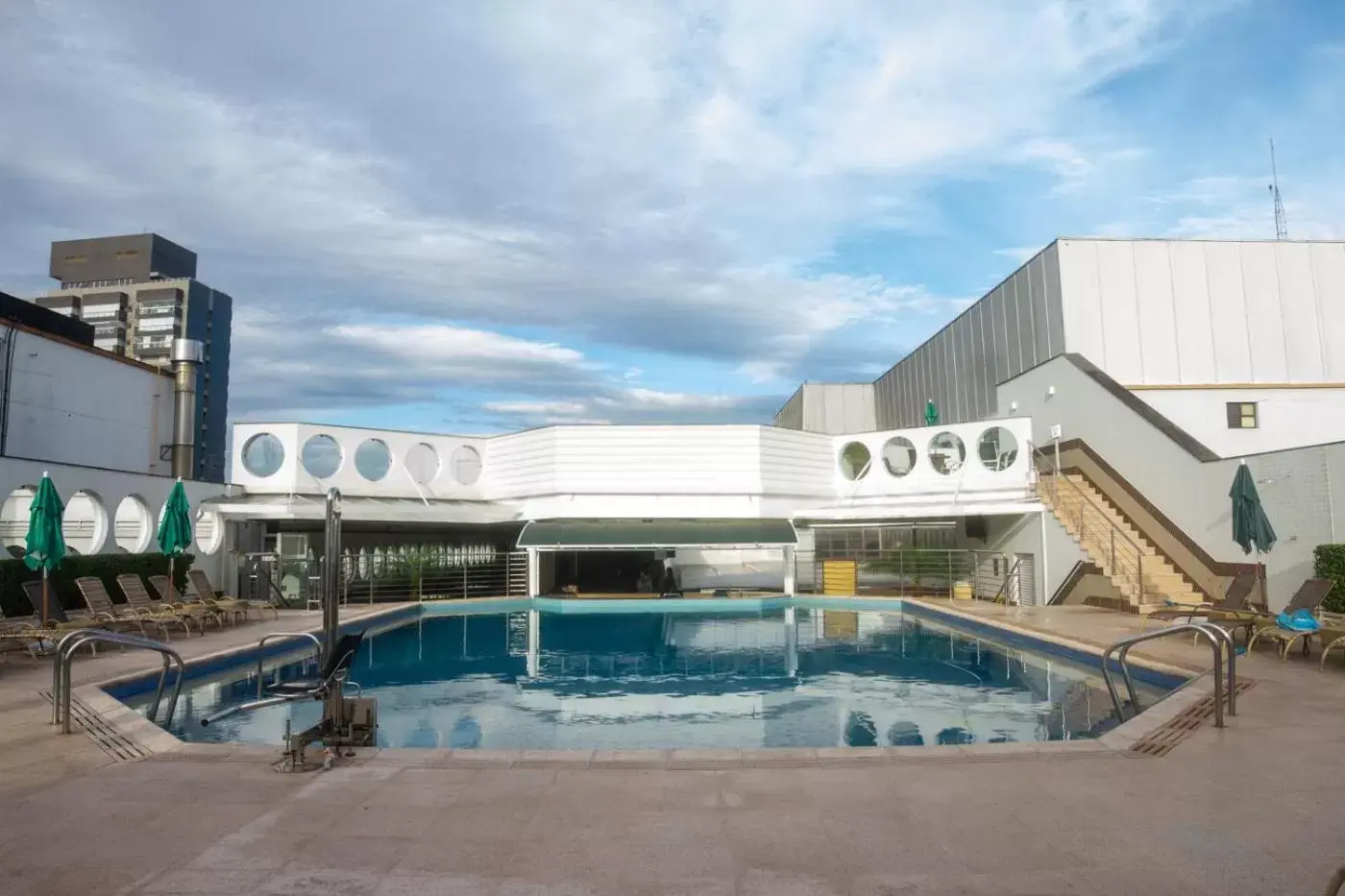 Swimming pool in Bourbon Convention Hotel Santos Swimming pool in Bourbon Convention Hotel Santos