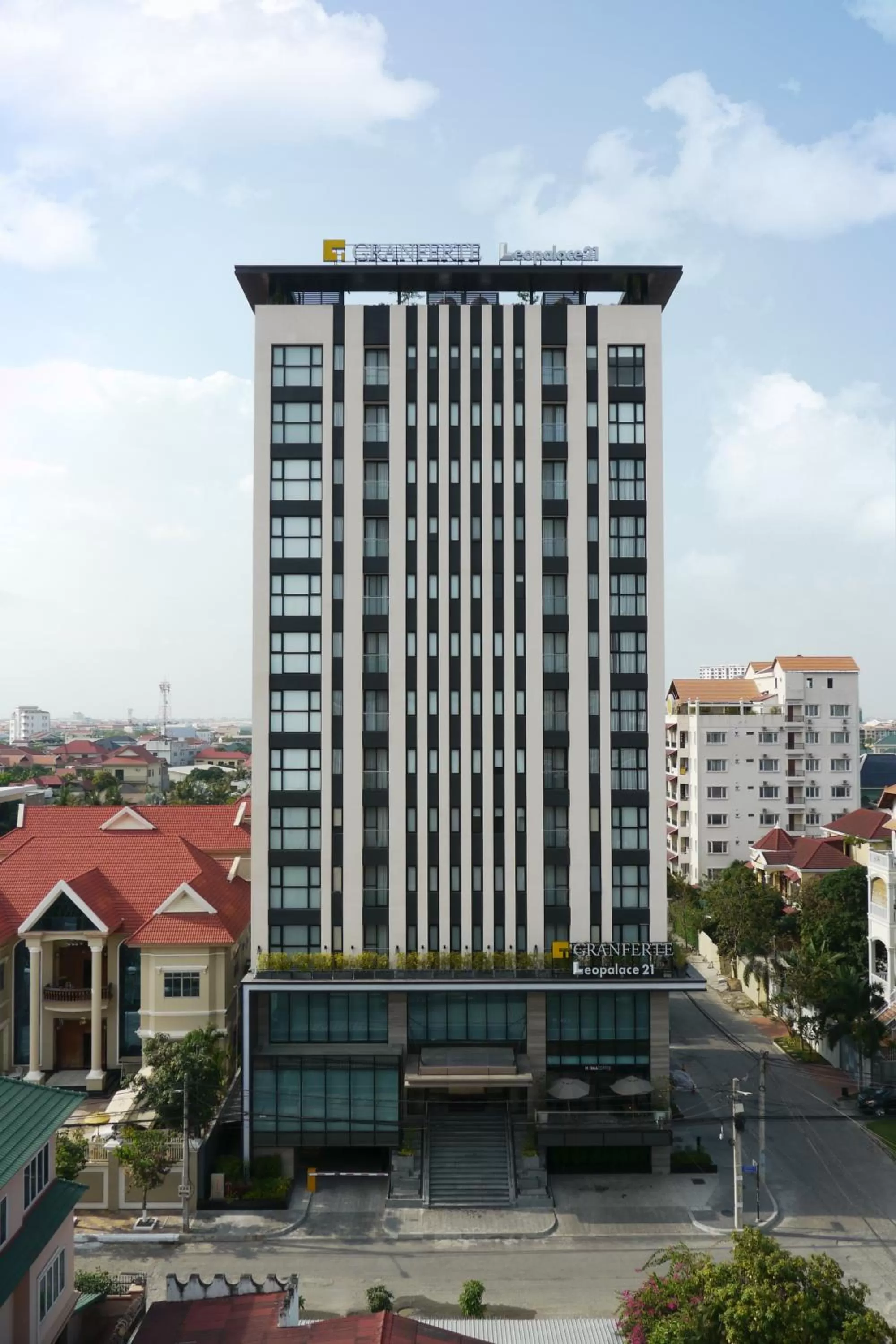 Property building in GRANFERTE Phnom Penh Hotel