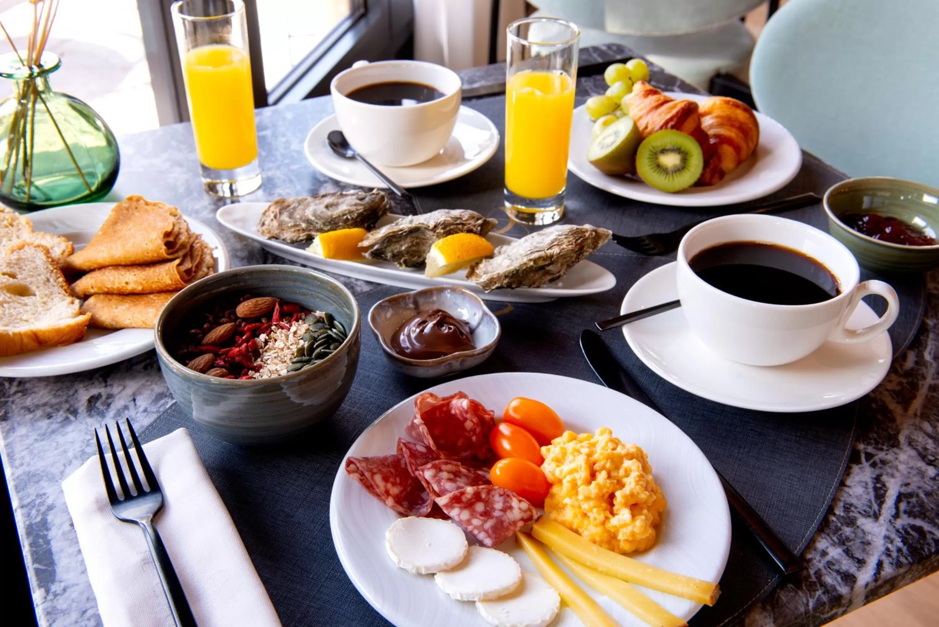 Food and drinks in Le Celtique & Spa