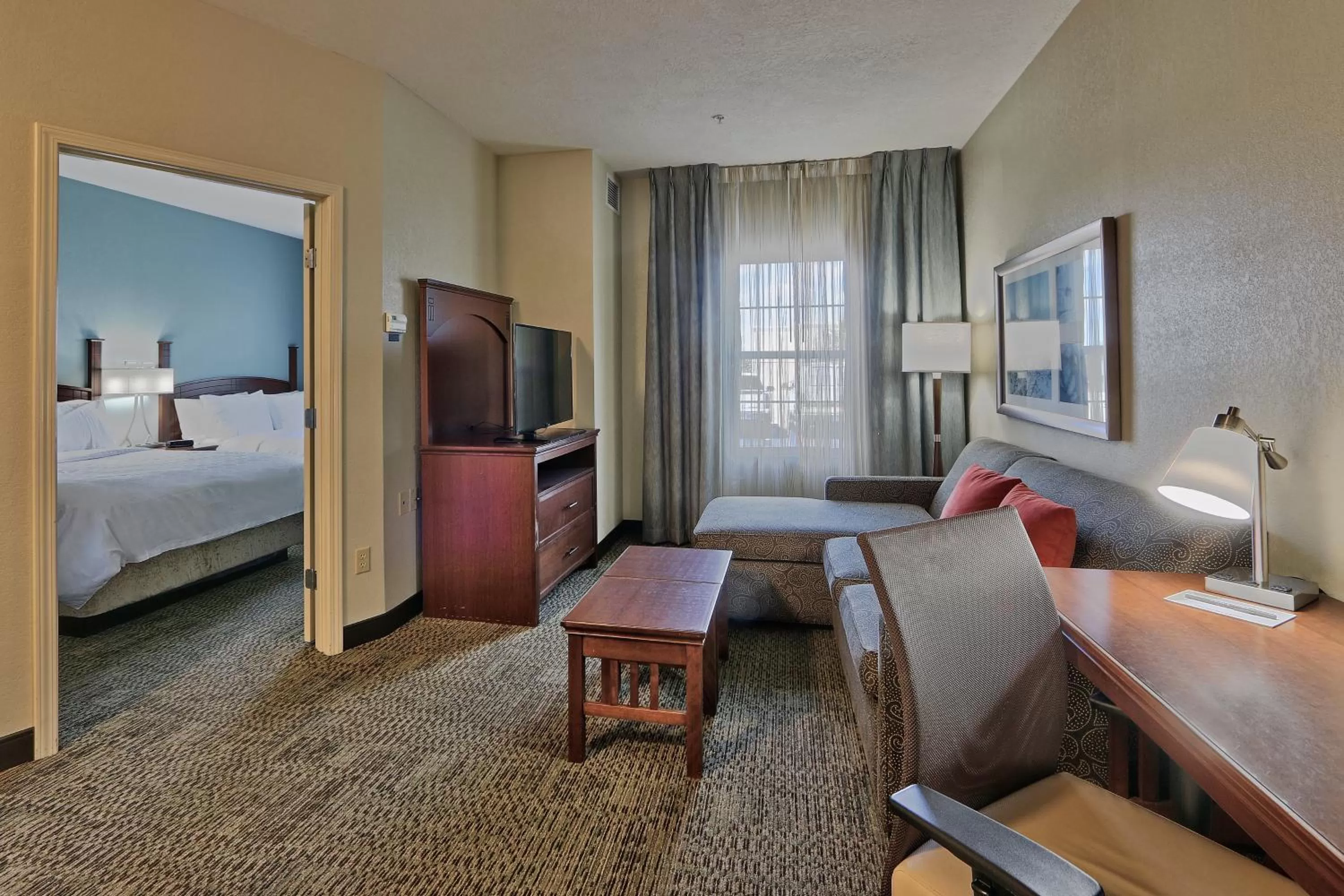 Photo of the whole room, Bed in Staybridge Suites Albuquerque North by IHG